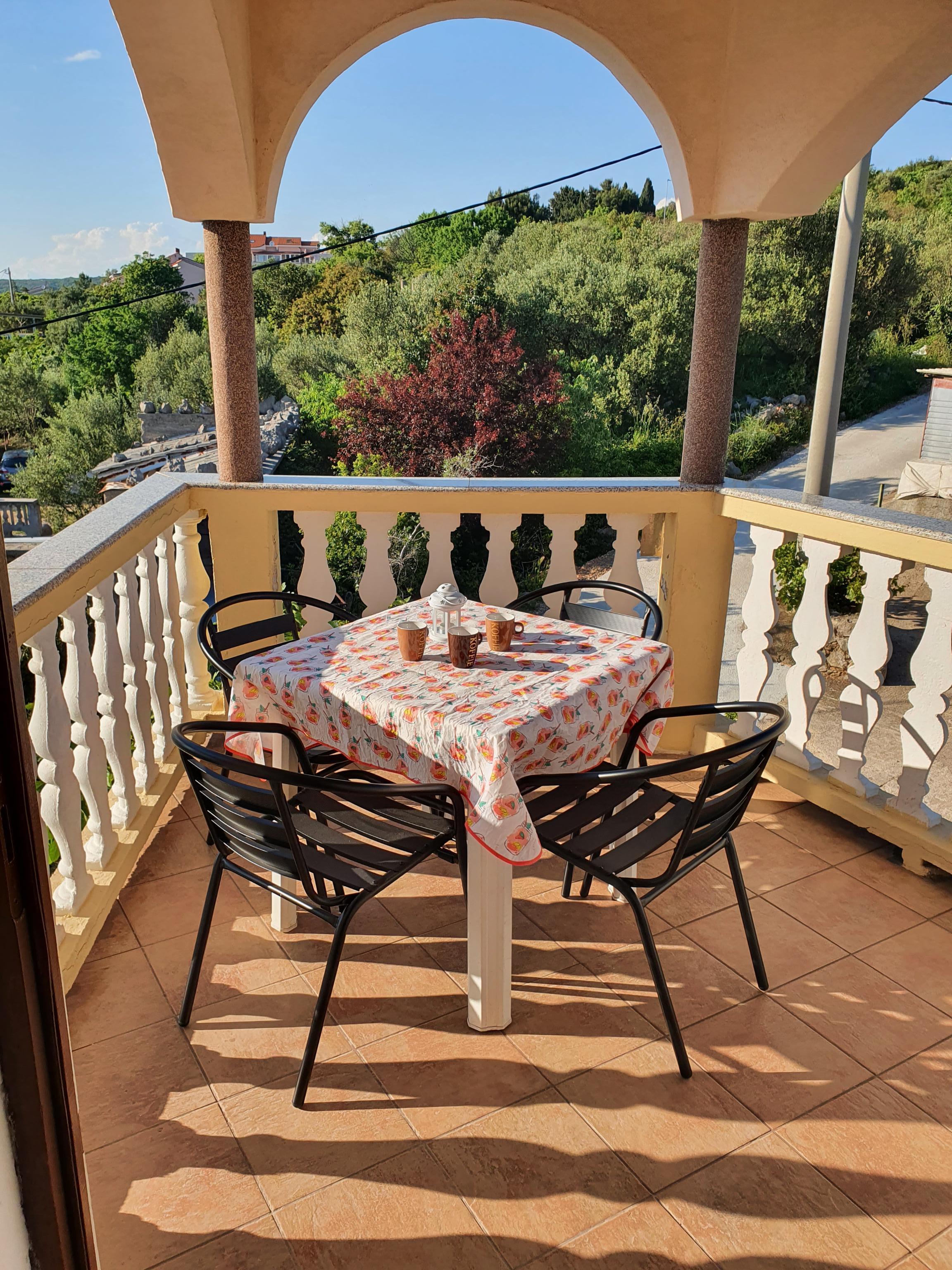 Apartment mit Balkon und herrlichem Meerblick