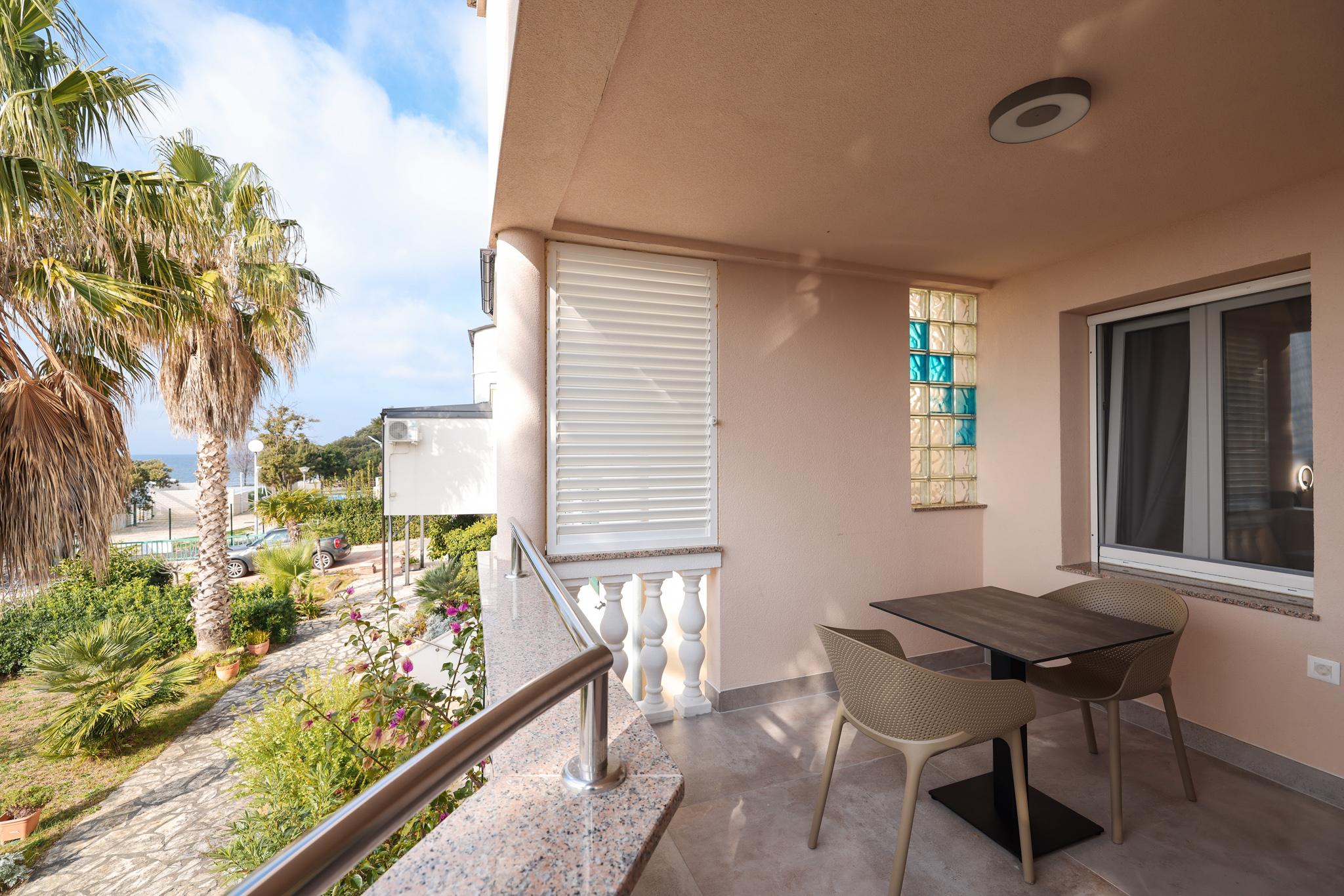  Deluxe Studio-Apartment mit Meerblick