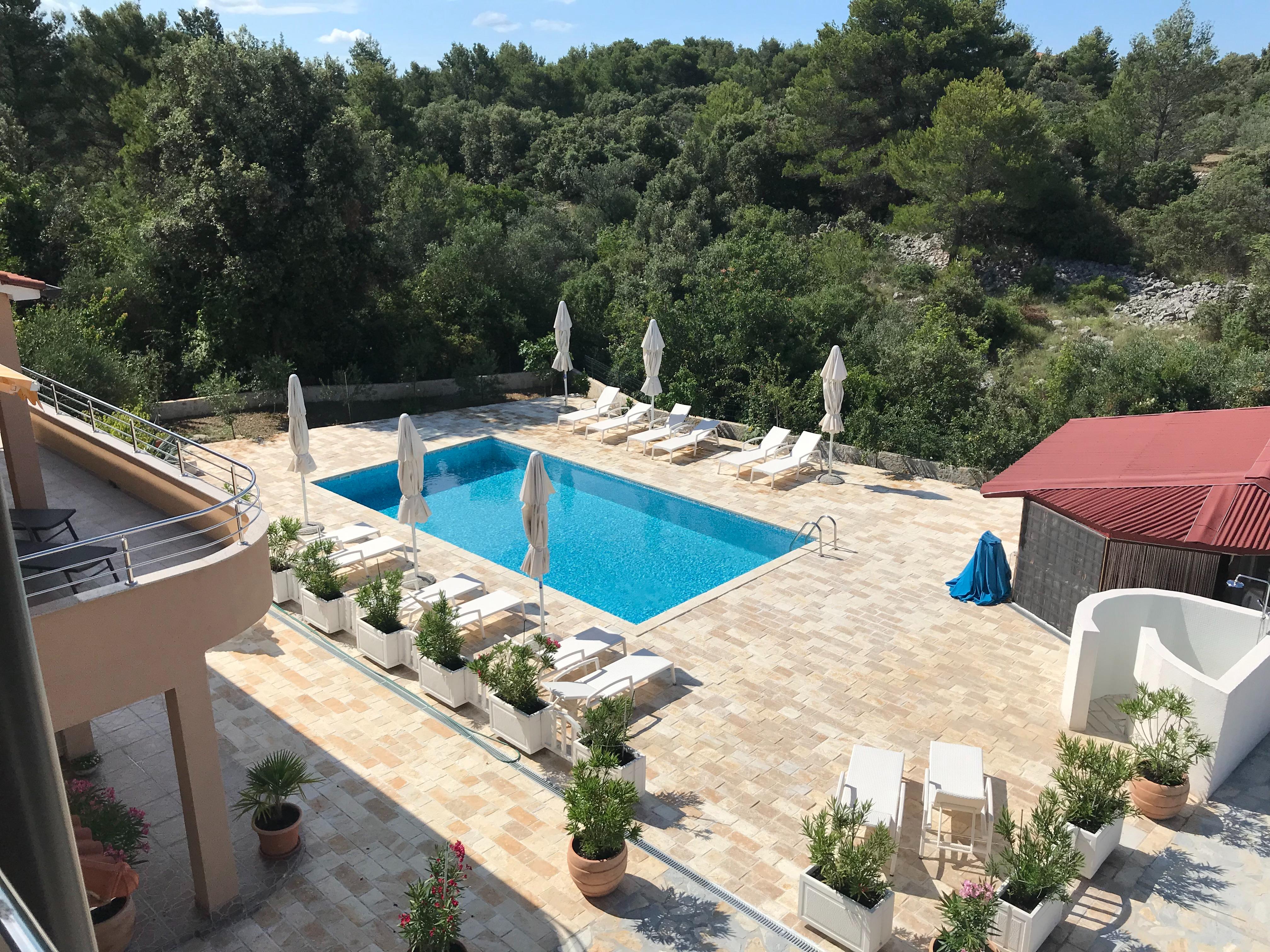 Moderne Ferienwohnung mit Pool (40 m²)