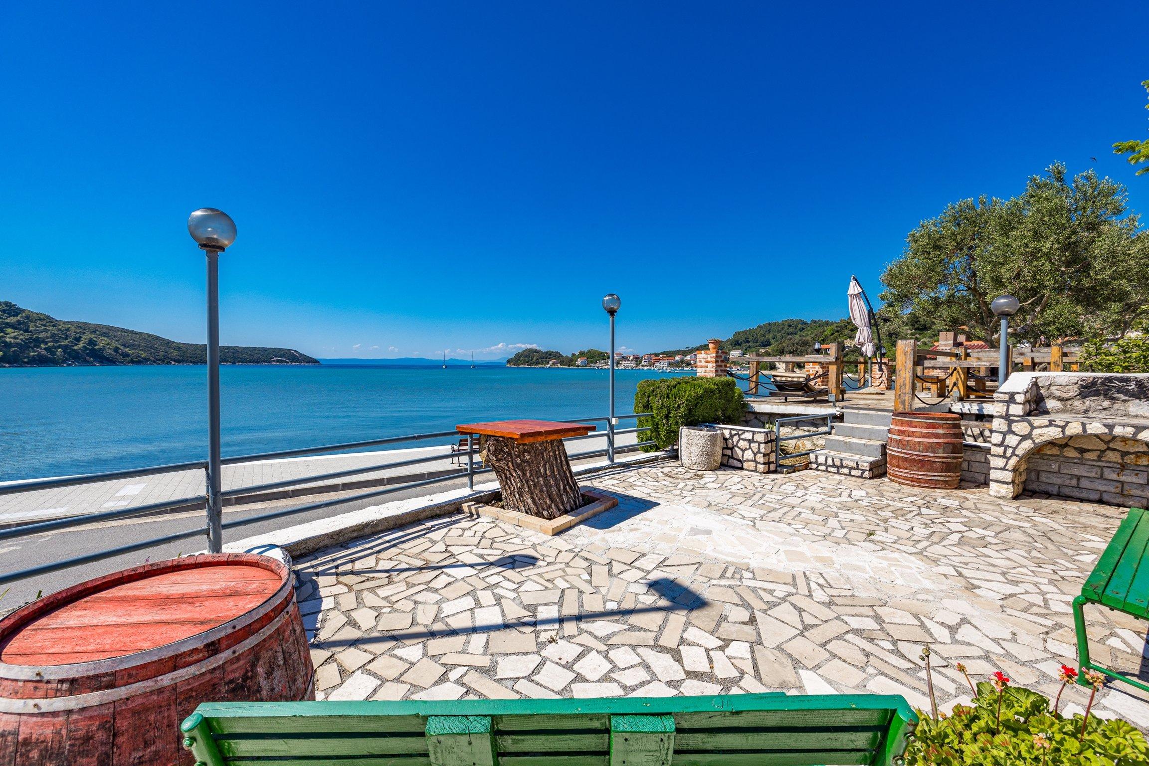 Strandapartment mit vier Schlafzimmern