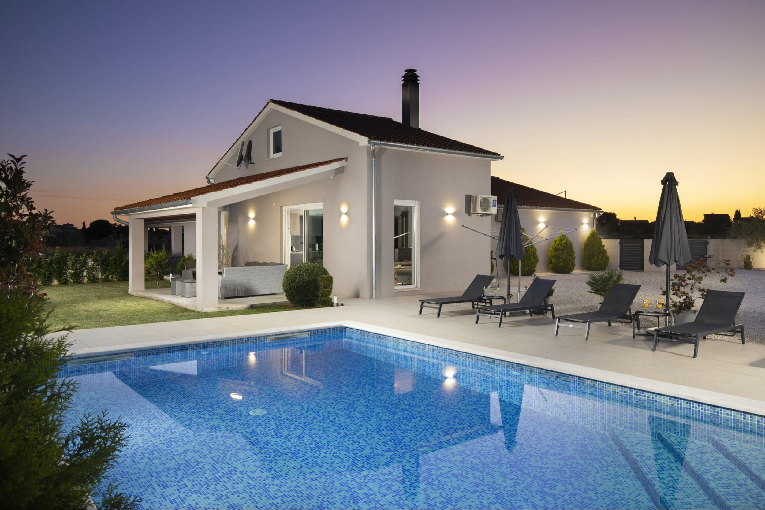 Ferienhaus mit 3 Schlafzimmern und privatem Pool