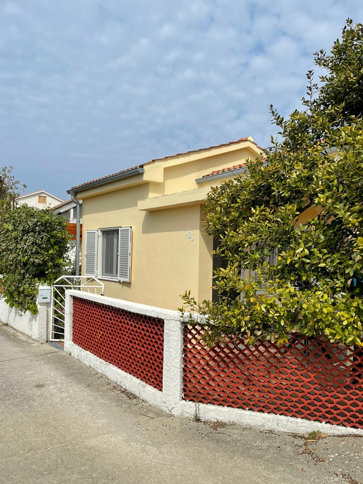 Schönes Ferienhaus auf der Insel Rab