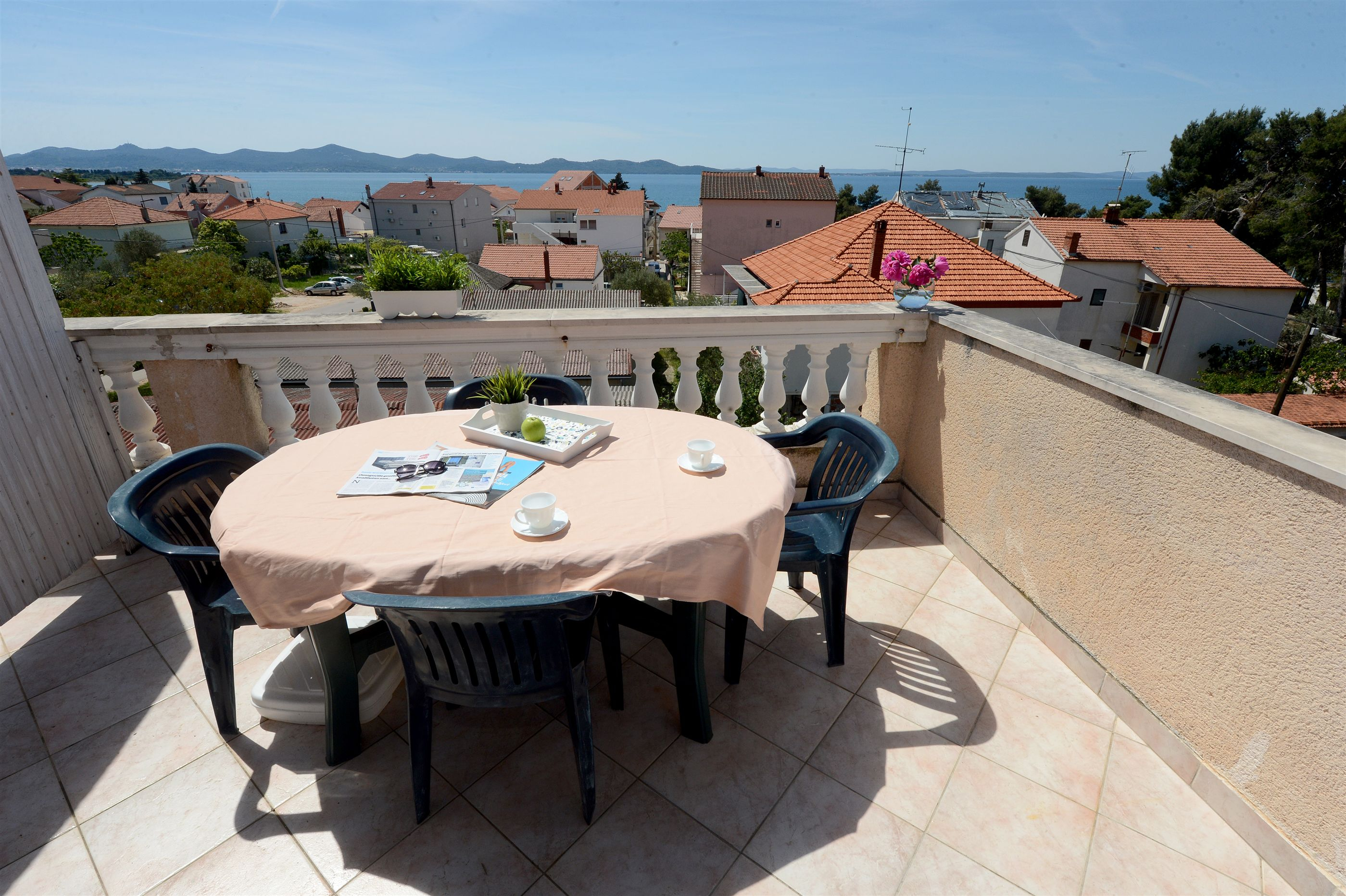 Ferienwohnung in Zadar mit Klima, Sat-TV, Meerblick