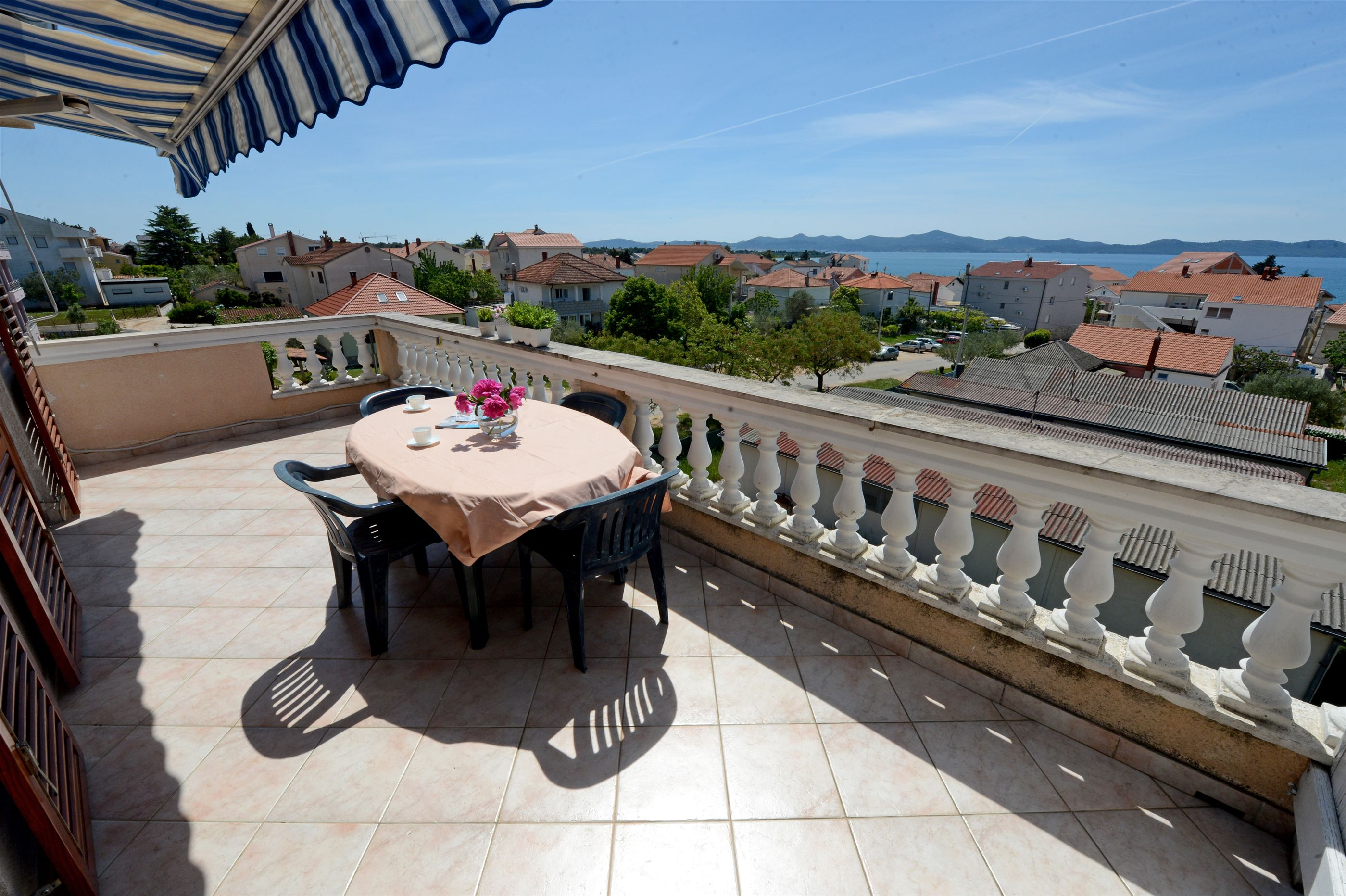 Ferienwohnung in Zadar mit Klima, Sat-TV, Meerblick