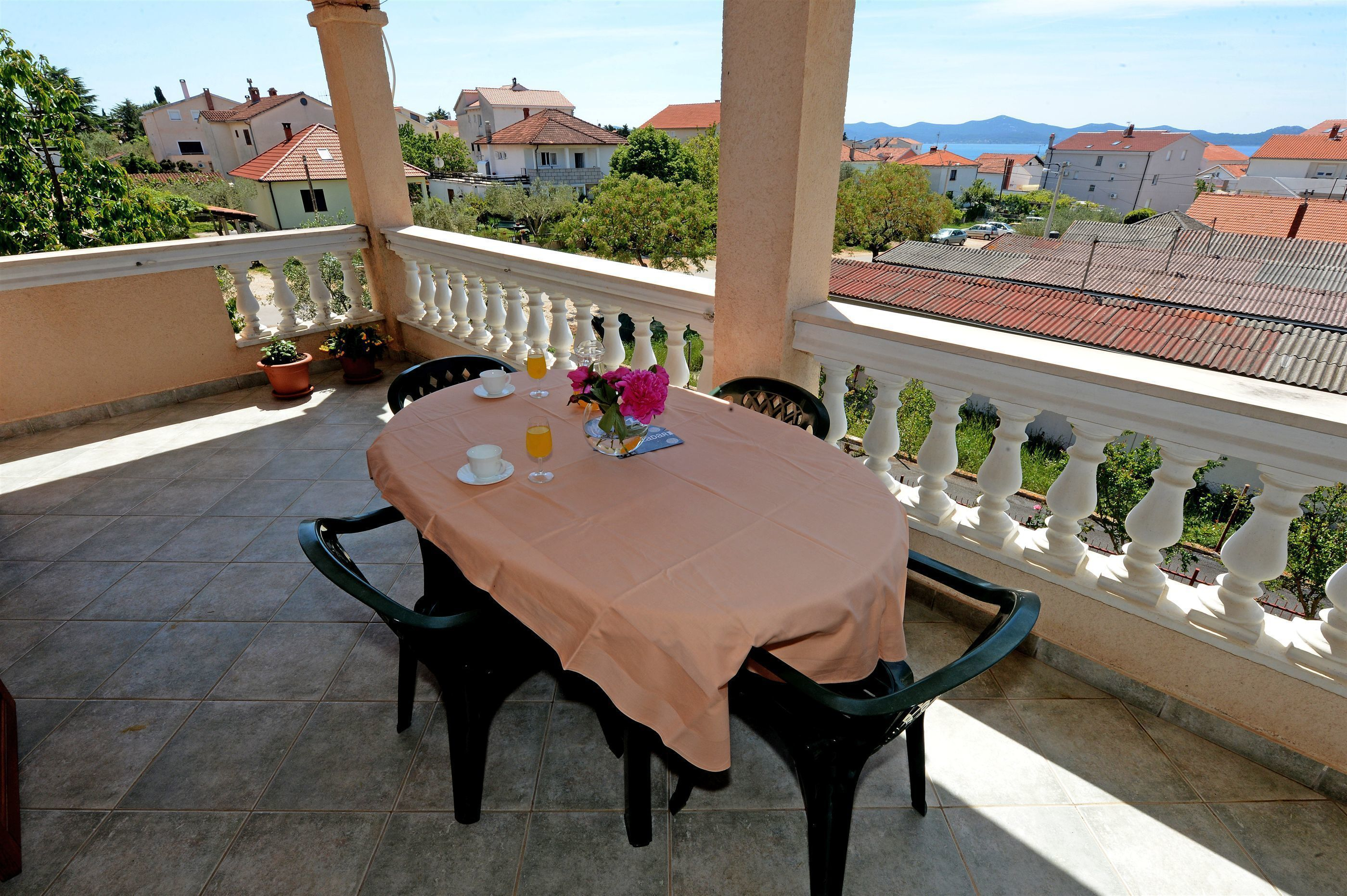 Ferienwohnung in Zadar mit Klima, Sat-TV, Meerblick