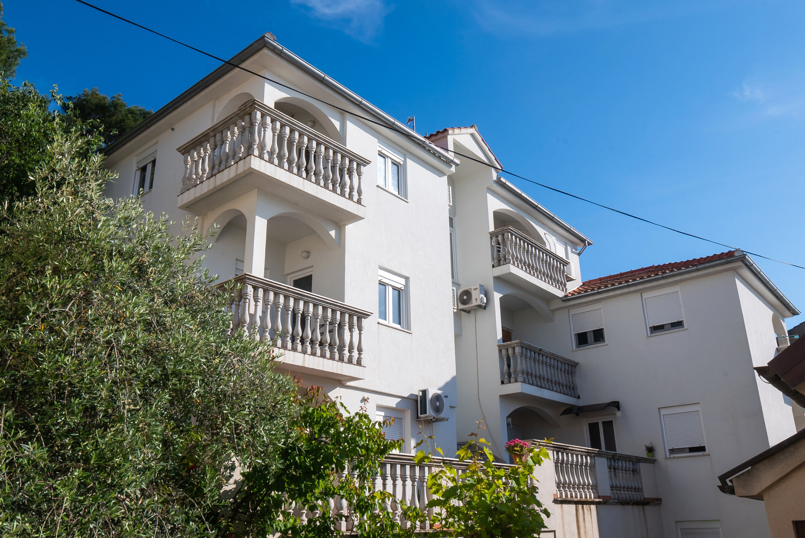 Ferienwohnung in Tisno mit Klima, Sat-TV, Meerblick
