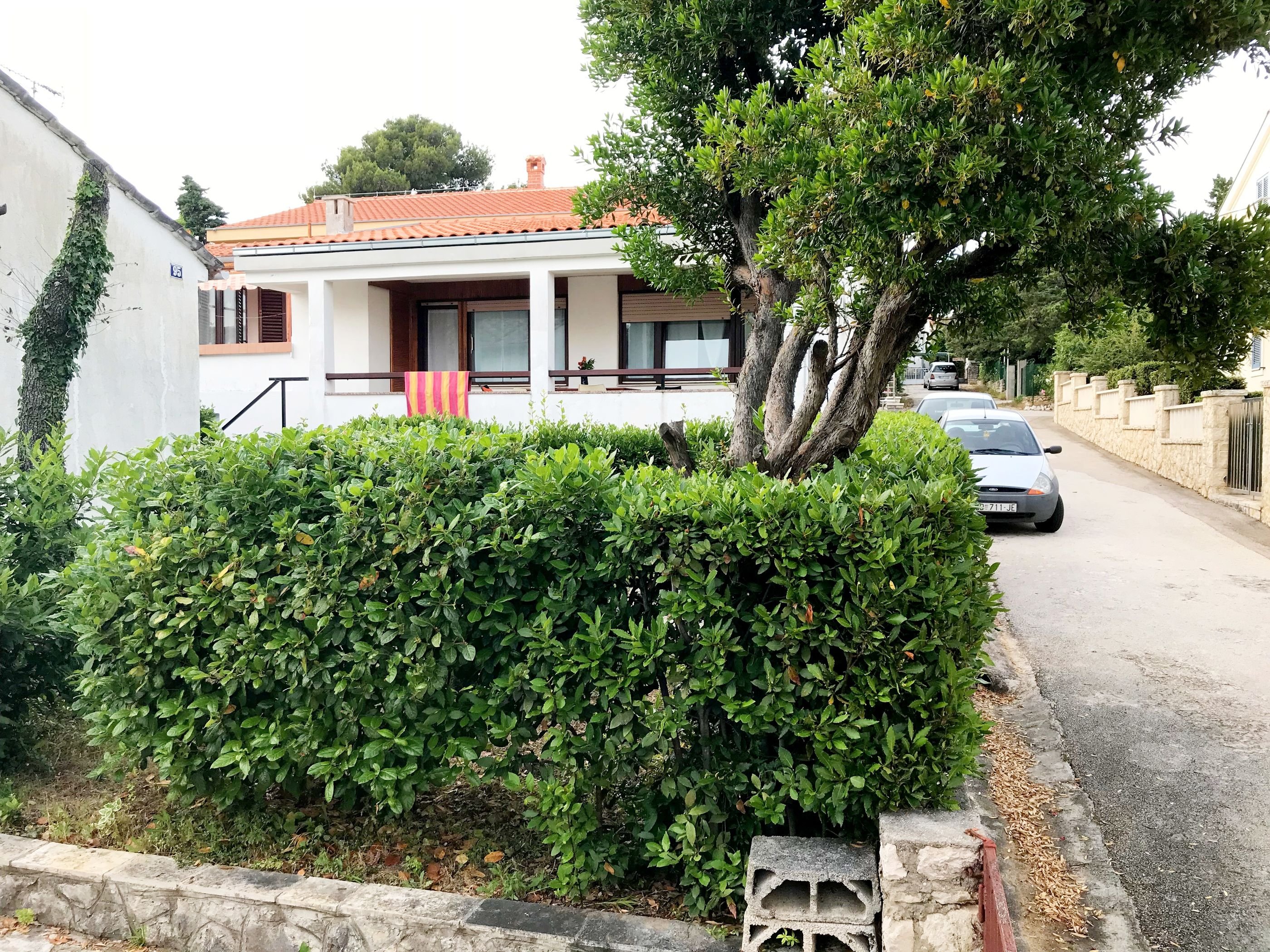 Ferienwohnung in Petrcane mit Klima, Sat-TV, Meerblick