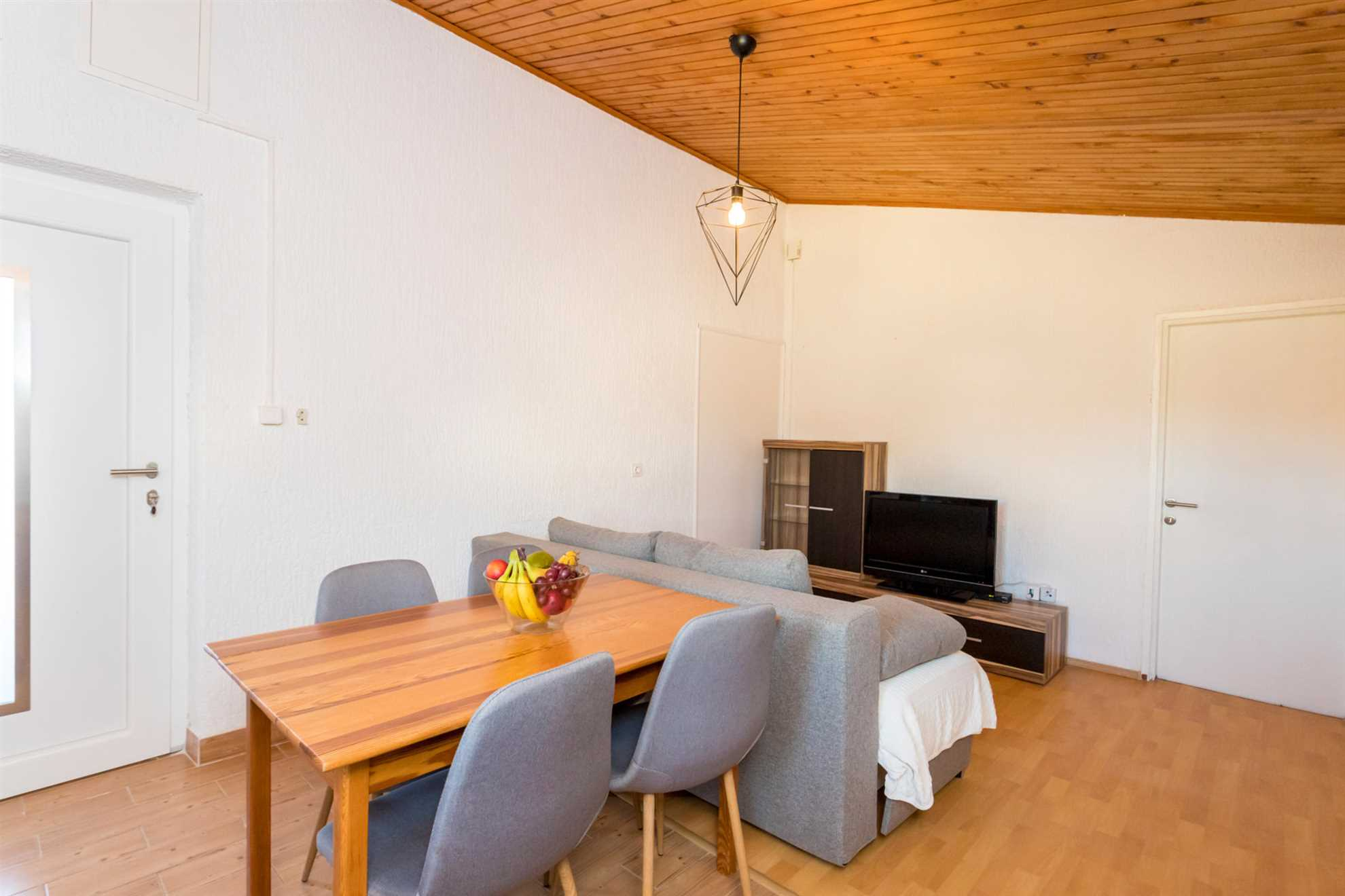 Schöne DG-Wohnung für 4-5 in Nähe von Hafen und Strand im Zentrum