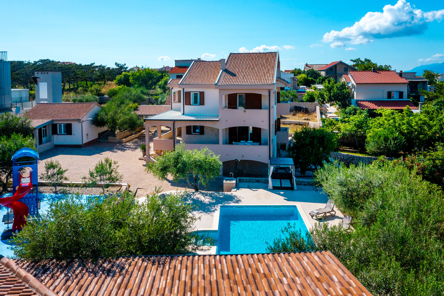 Haus in Razanac mit Klima, Sat-TV, Internet