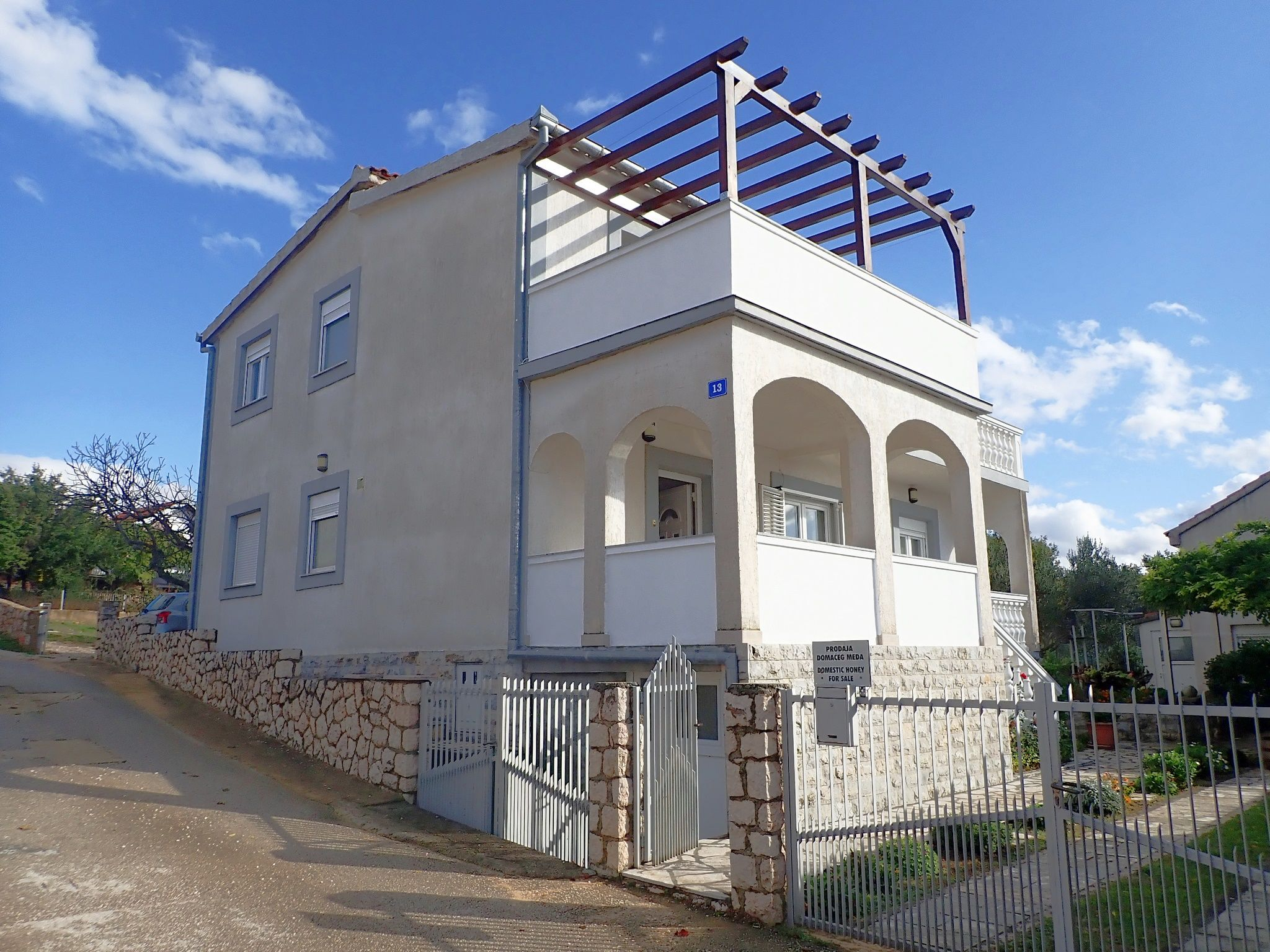 Ferienwohnung in Maslenica mit Klima, Sat-TV, Meerblick