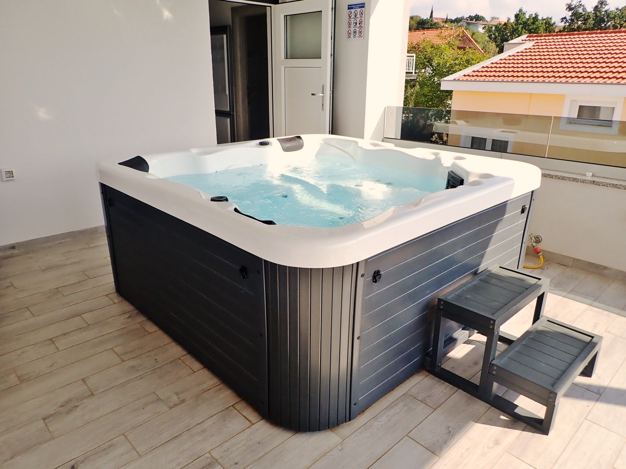 Haus in Maslenica mit Klima, Sat-TV, Meerblick