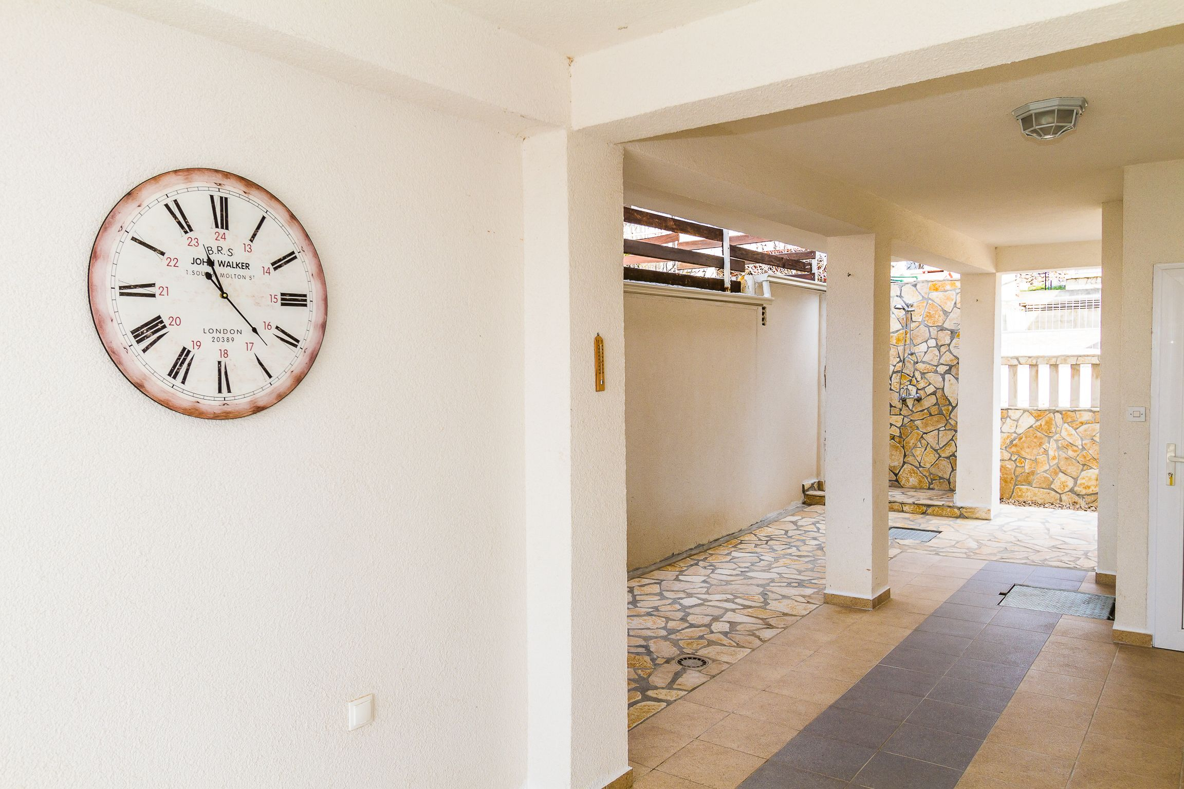 Ferienwohnung in Maslenica mit Klima, Sat-TV, Meerblick