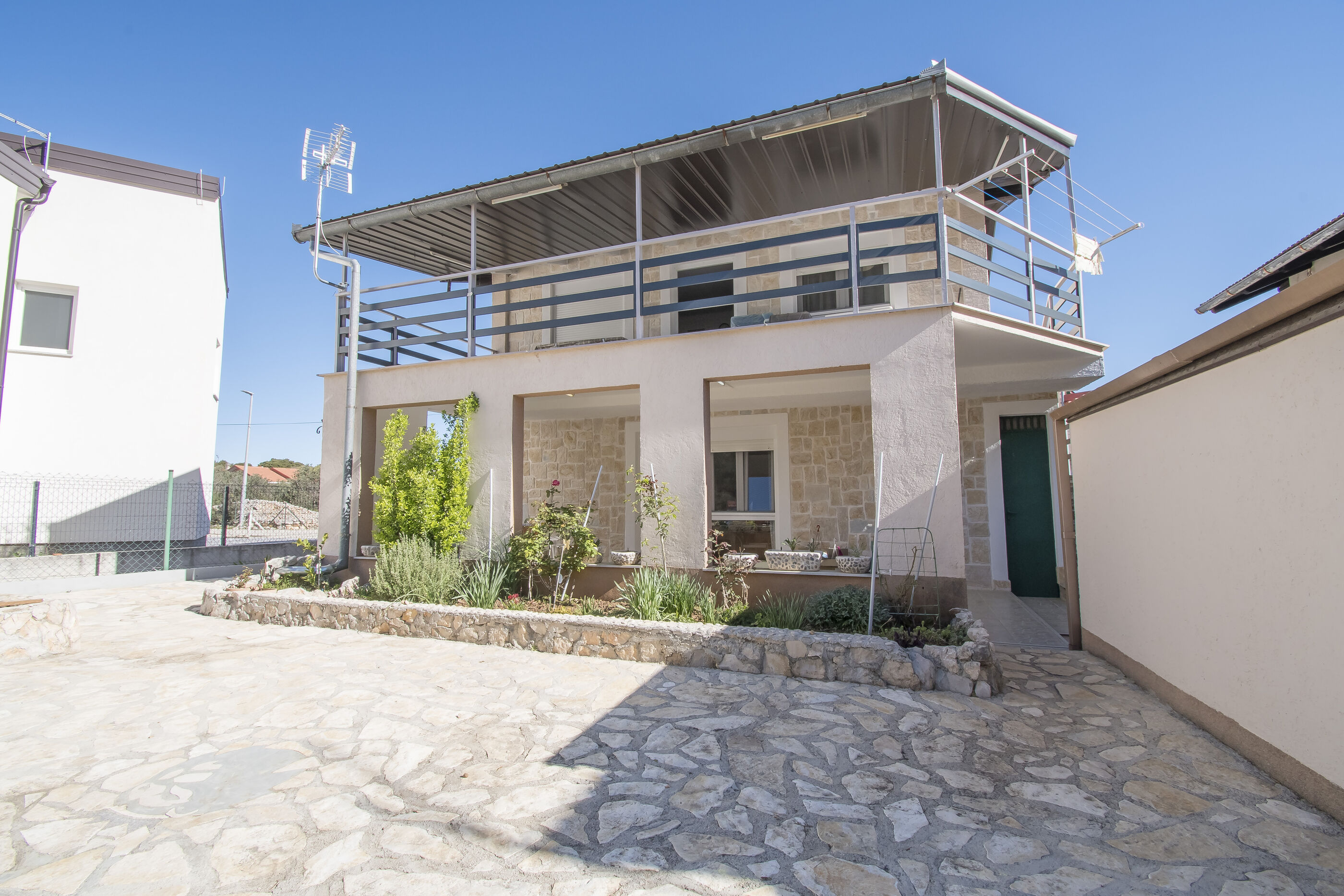Ferienwohnung in Pirovac mit Klima, Internet, Grill