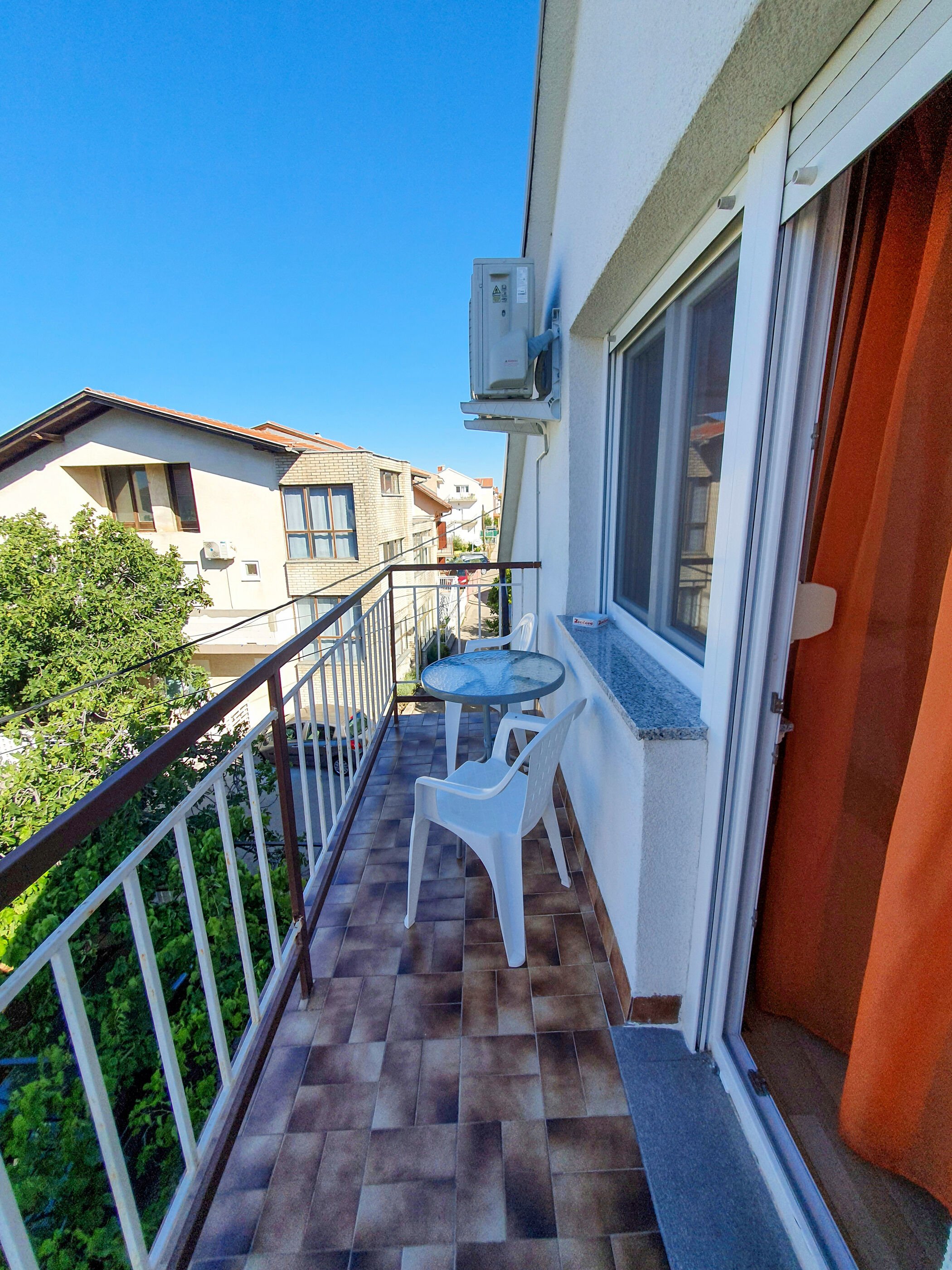 Zimmer in Vodice mit Klima, Internet, Grill