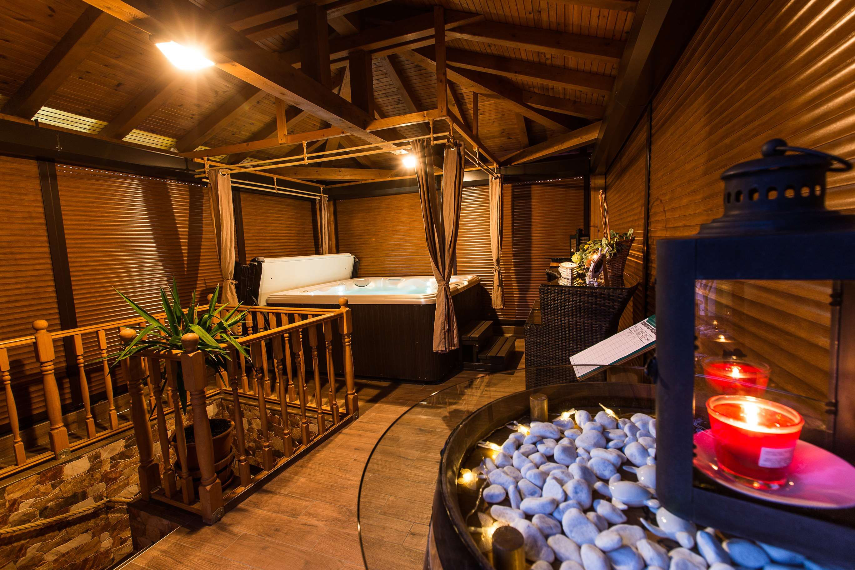 Schöne Ferienwohnung mit Swimmingpool, Sauna und Meerblick