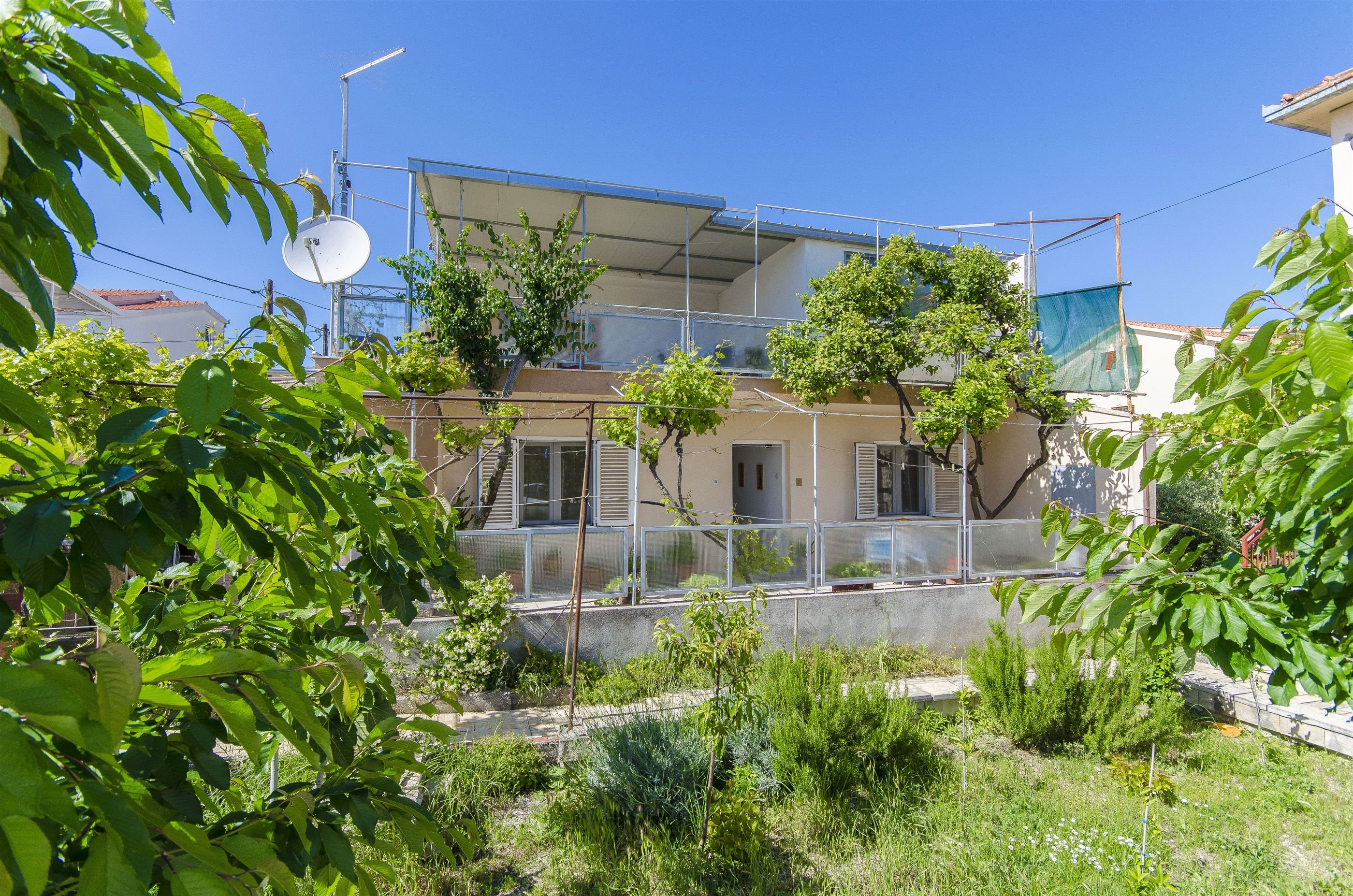 Ferienwohnung in Trogir mit Klima, Sat-TV, Internet