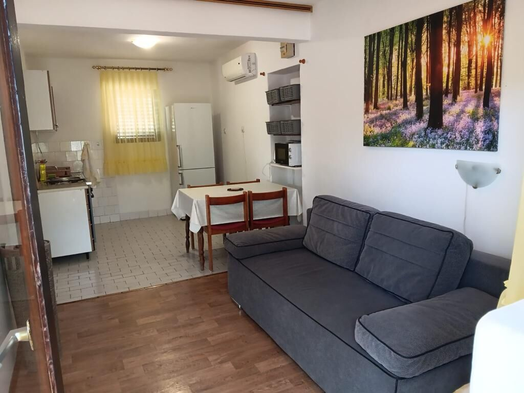 Ferienwohnung in Marina mit Klima, Meerblick, Internet