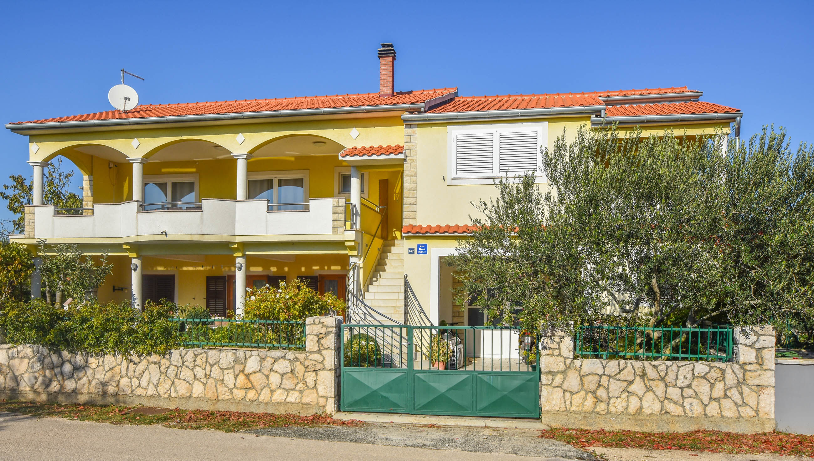 Ferienwohnung in Biograd mit Klima, Sat-TV, Internet