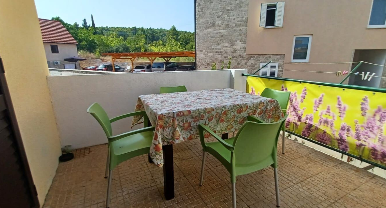 Ferienwohnung in Vrboska mit Klima, Sat-TV, Internet