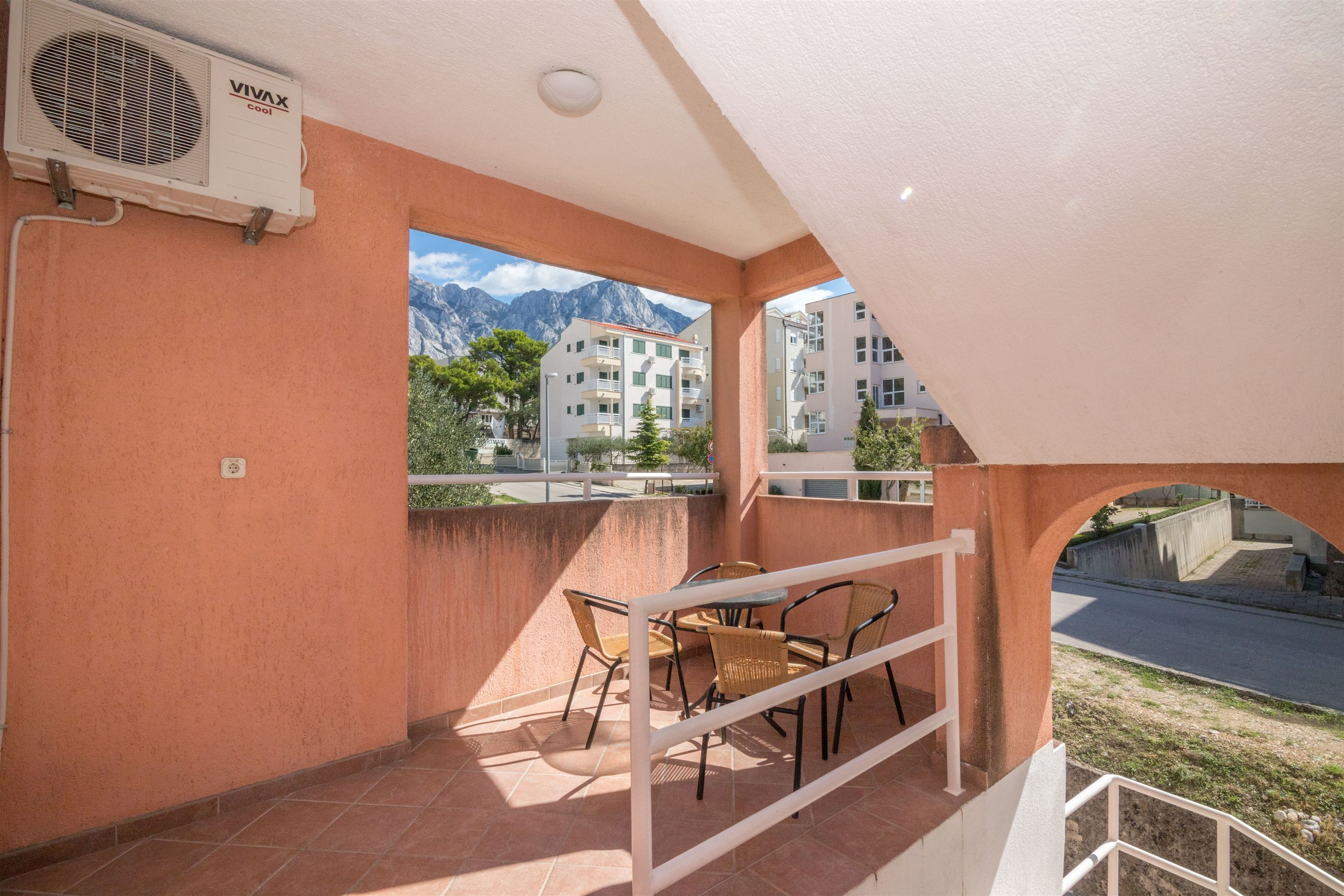 Ferienwohnung in Baska Voda mit Klima, Sat-TV, Meerblick