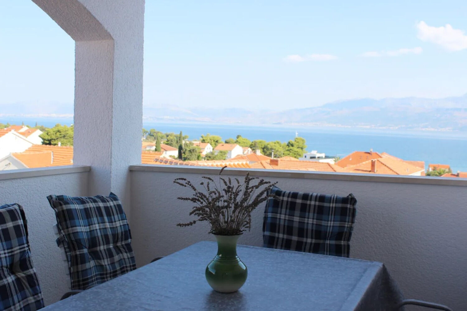 Ferienwohnung in Supetar mit Klima, Sat-TV, Meerblick
