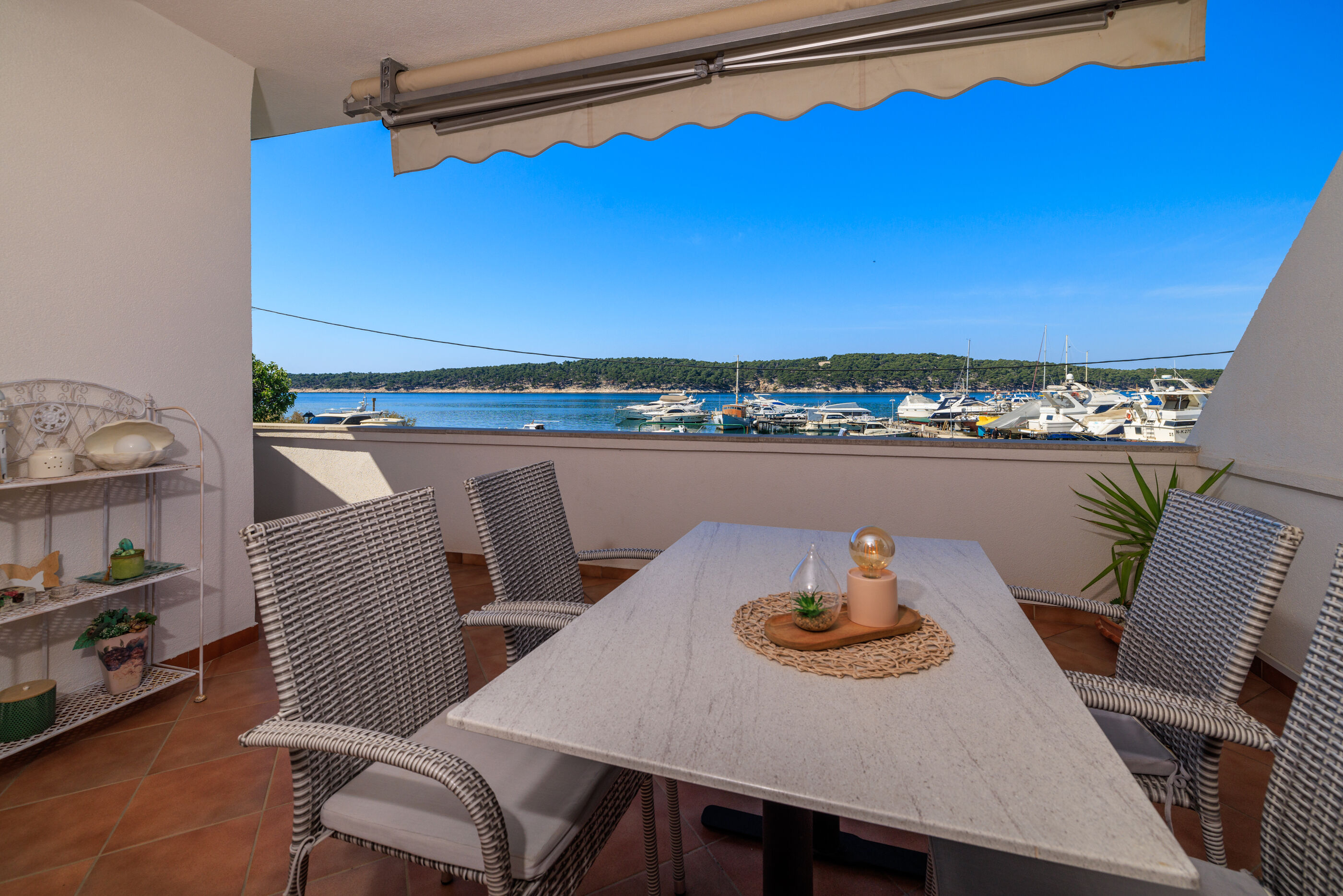 Ferienwohnung in Barbat mit Klima, Meerblick, Internet