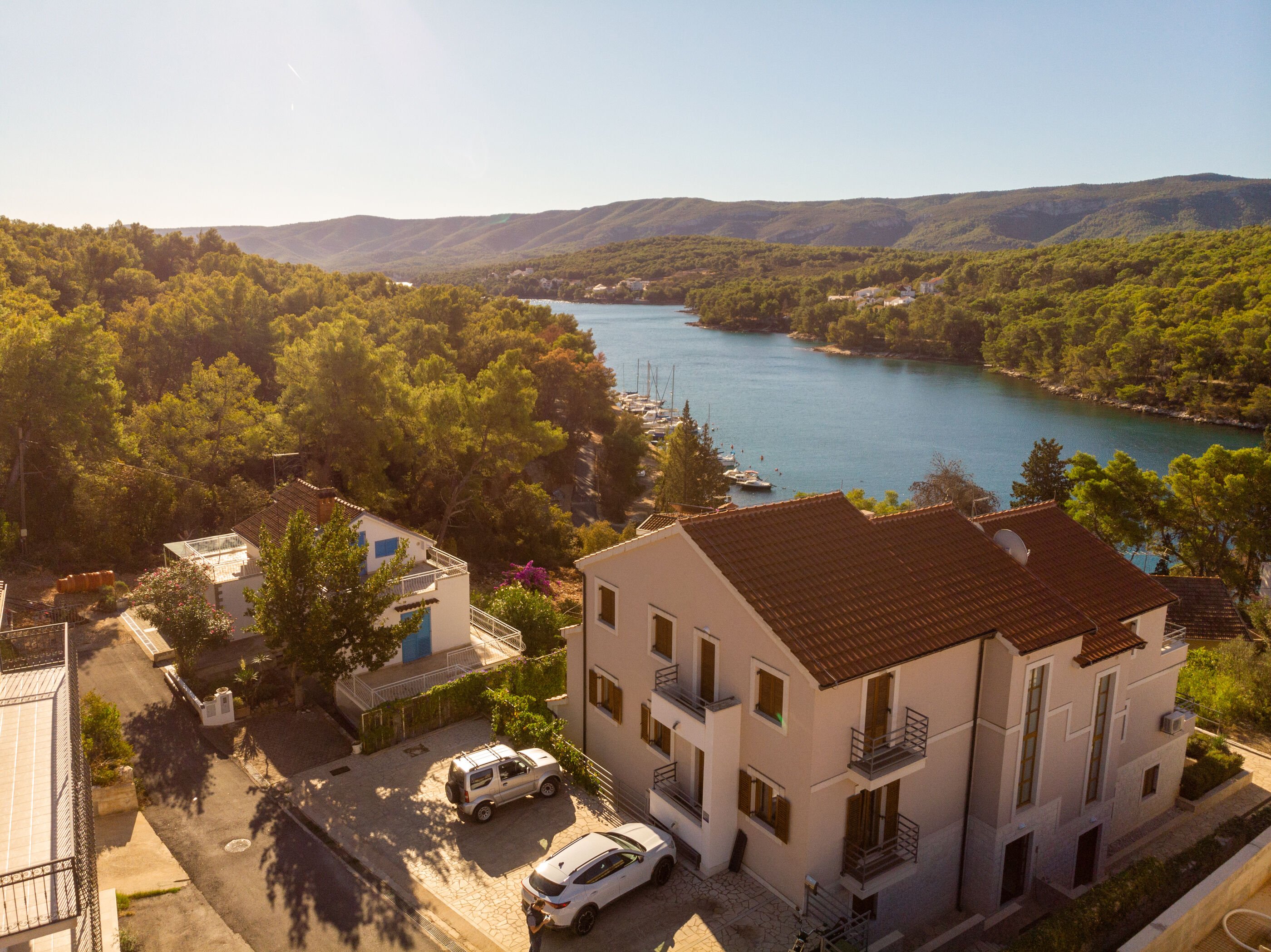 Ferienwohnung in Vrboska mit Klima, Sat-TV, Meerblick