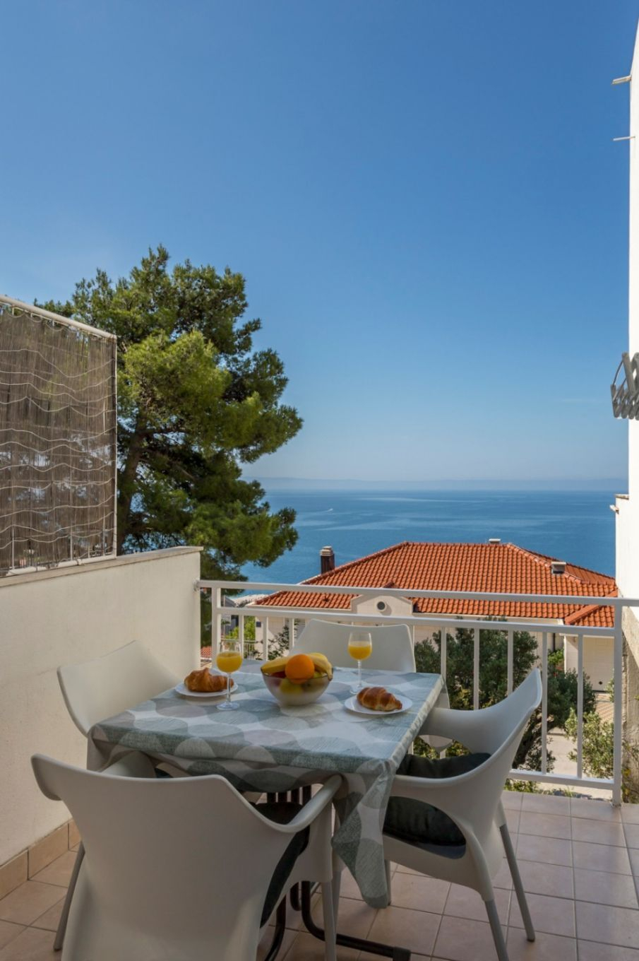 Ferienwohnung in Baska Voda mit Klima, Sat-TV, Meerblick