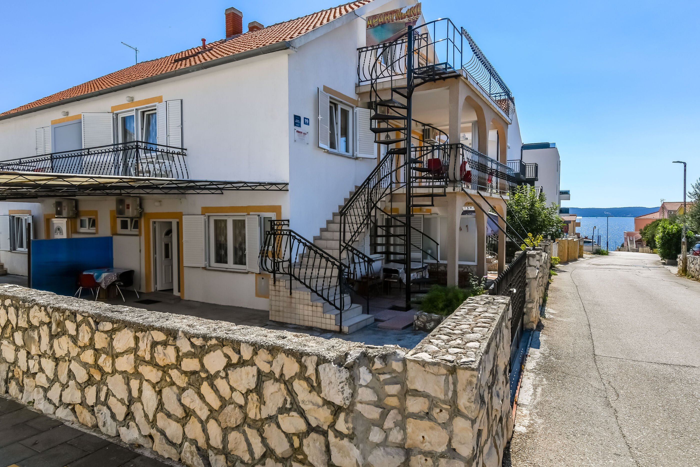 Ferienwohnung in Okrug Gornji mit Klima, Meerblick, Internet