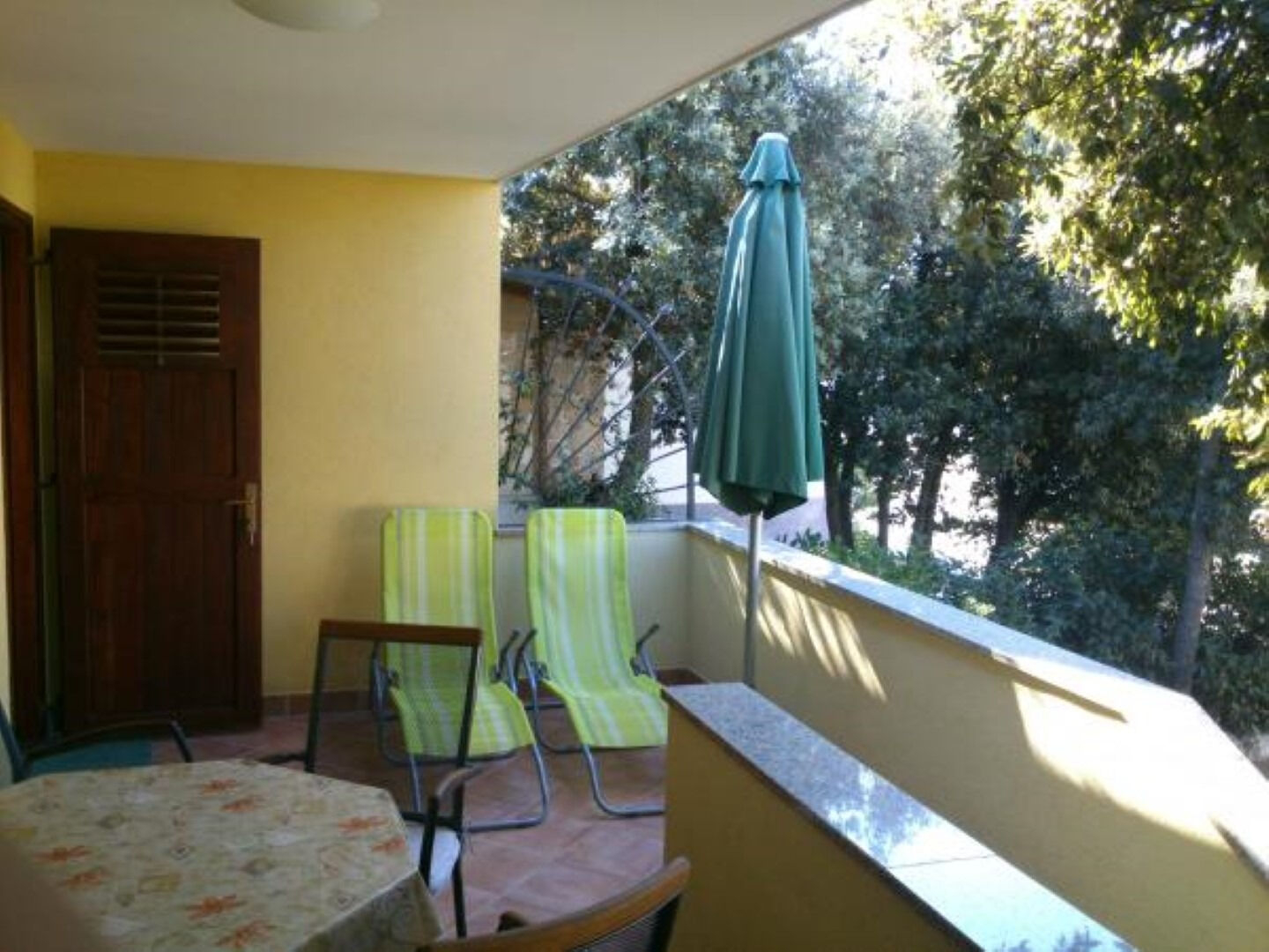 Ferienwohnung in Petrcane mit Klima, Internet, Grill