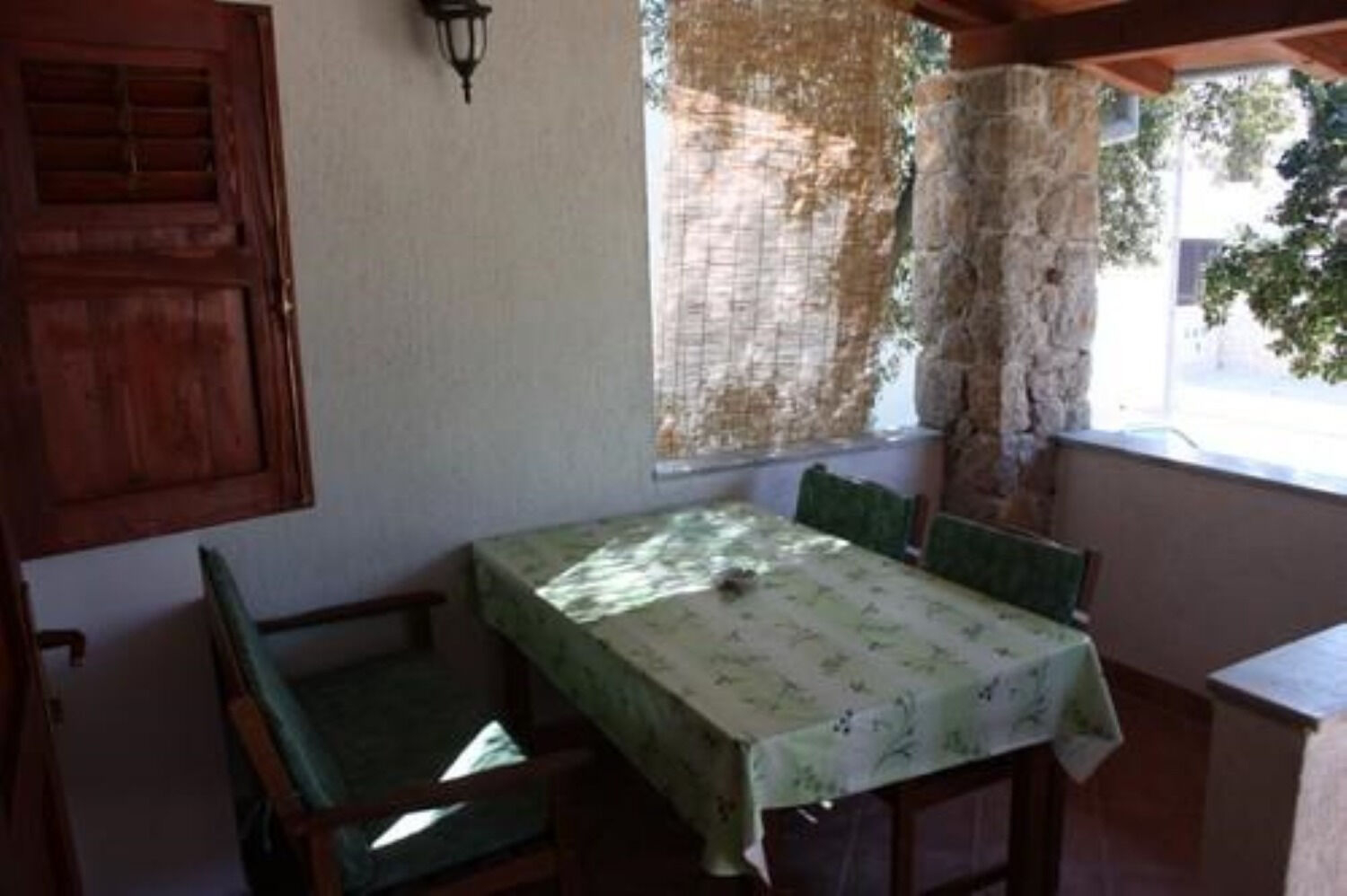 Ferienwohnung in Petrcane mit Klima, Sat-TV, Internet
