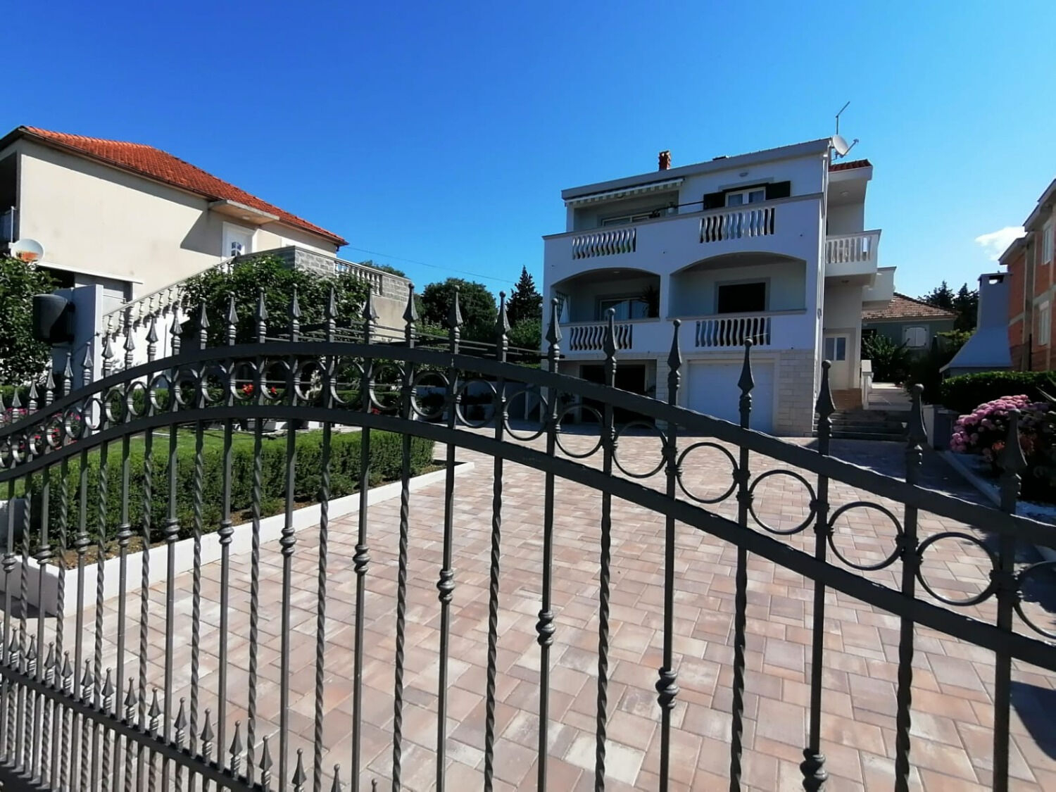Ferienwohnung in Zadar mit Klima, Sat-TV, Meerblick