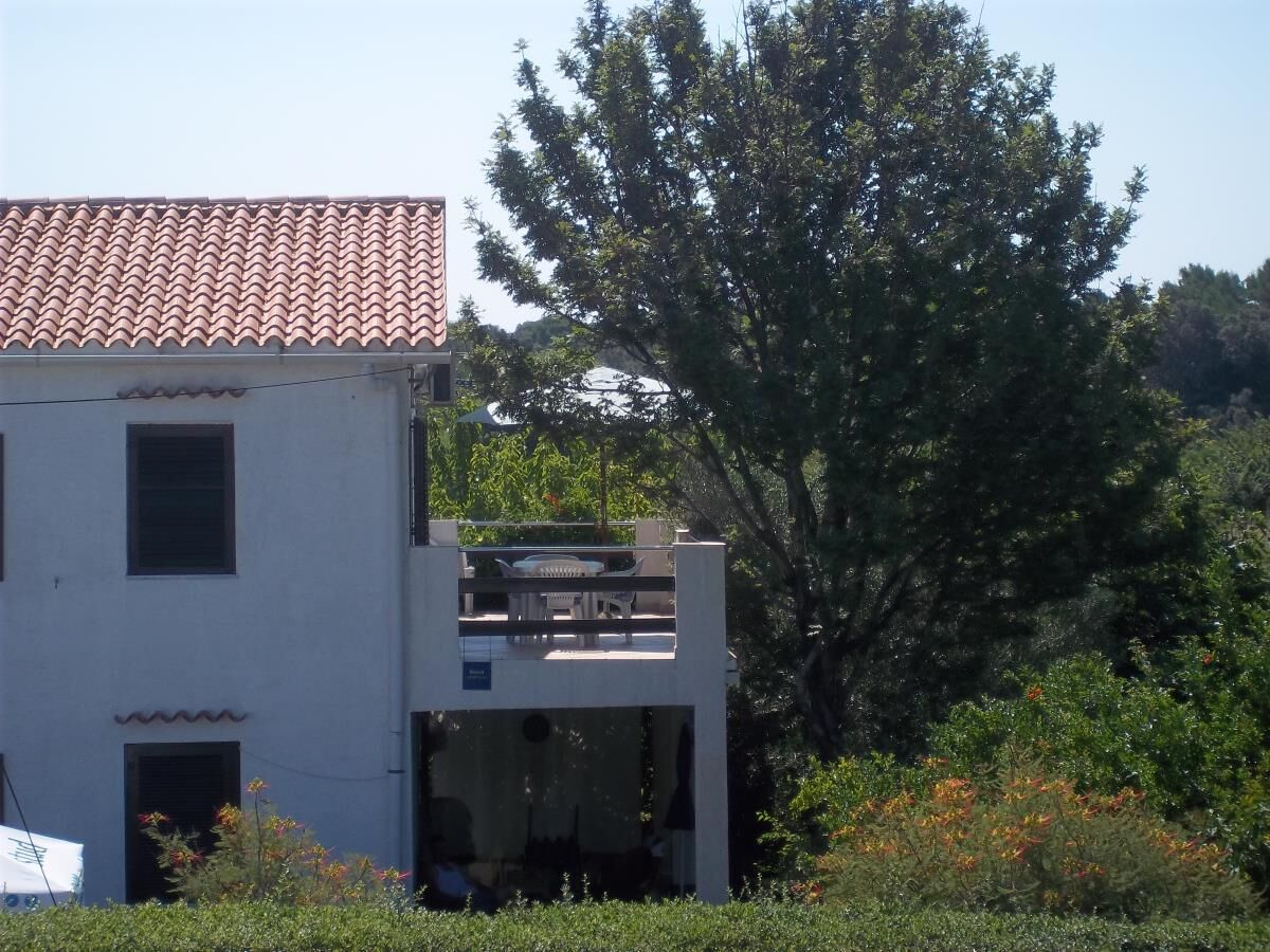 Ferienwohnung in Petrcane mit Klima, Sat-TV, Meerblick