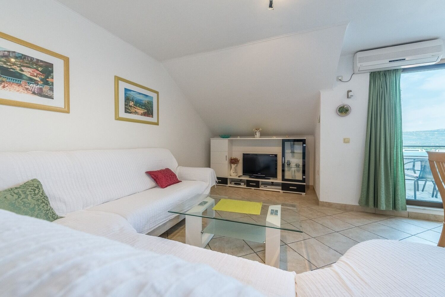 Ferienwohnung in Trogir mit Klima, Sat-TV, Meerblick
