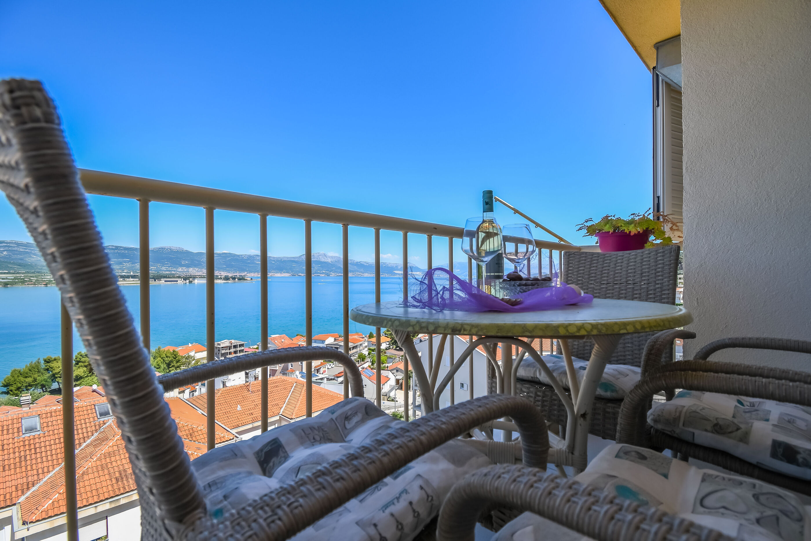Ferienwohnung in Trogir mit Klima, Sat-TV, Meerblick