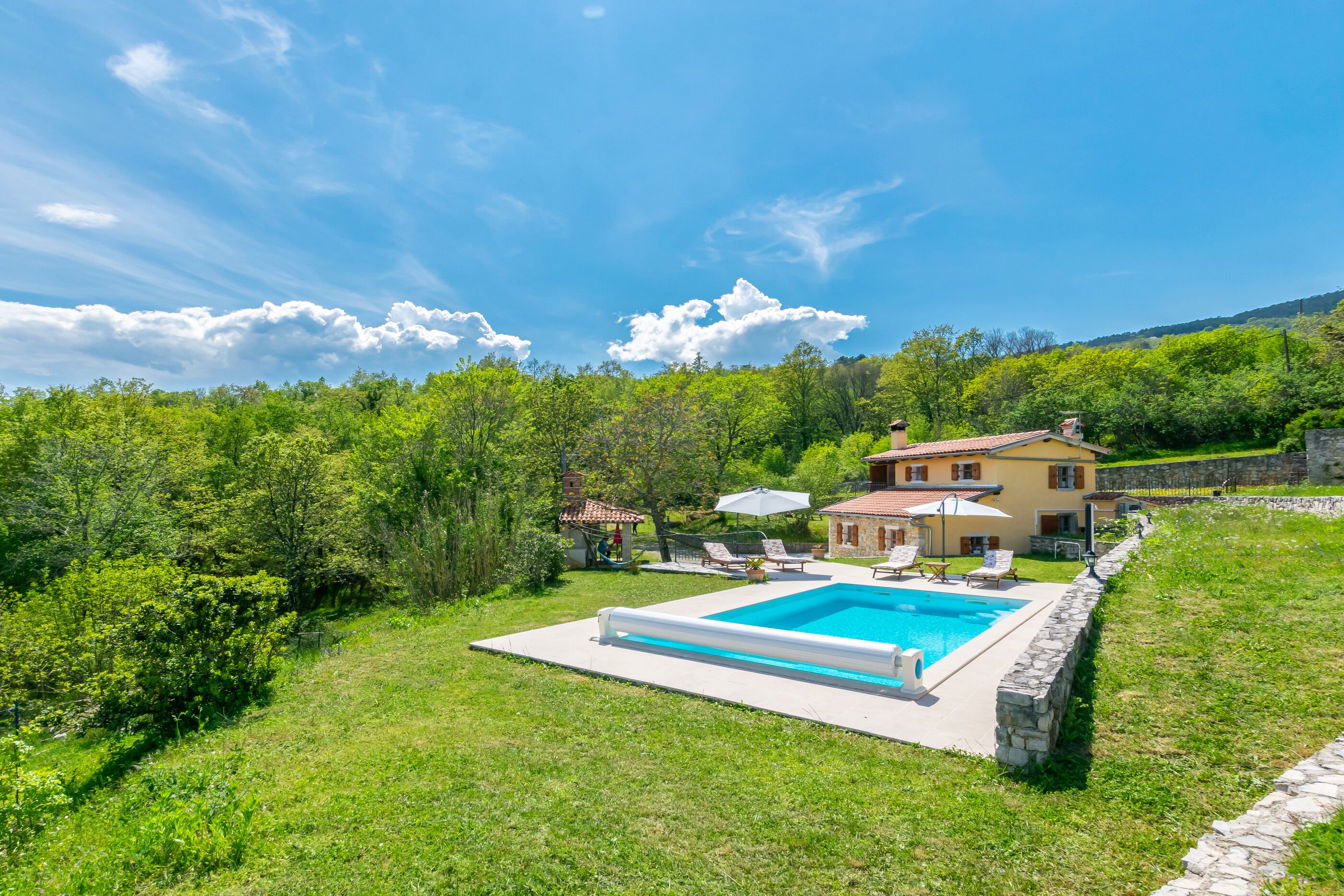 Ferienhaus mit Pool