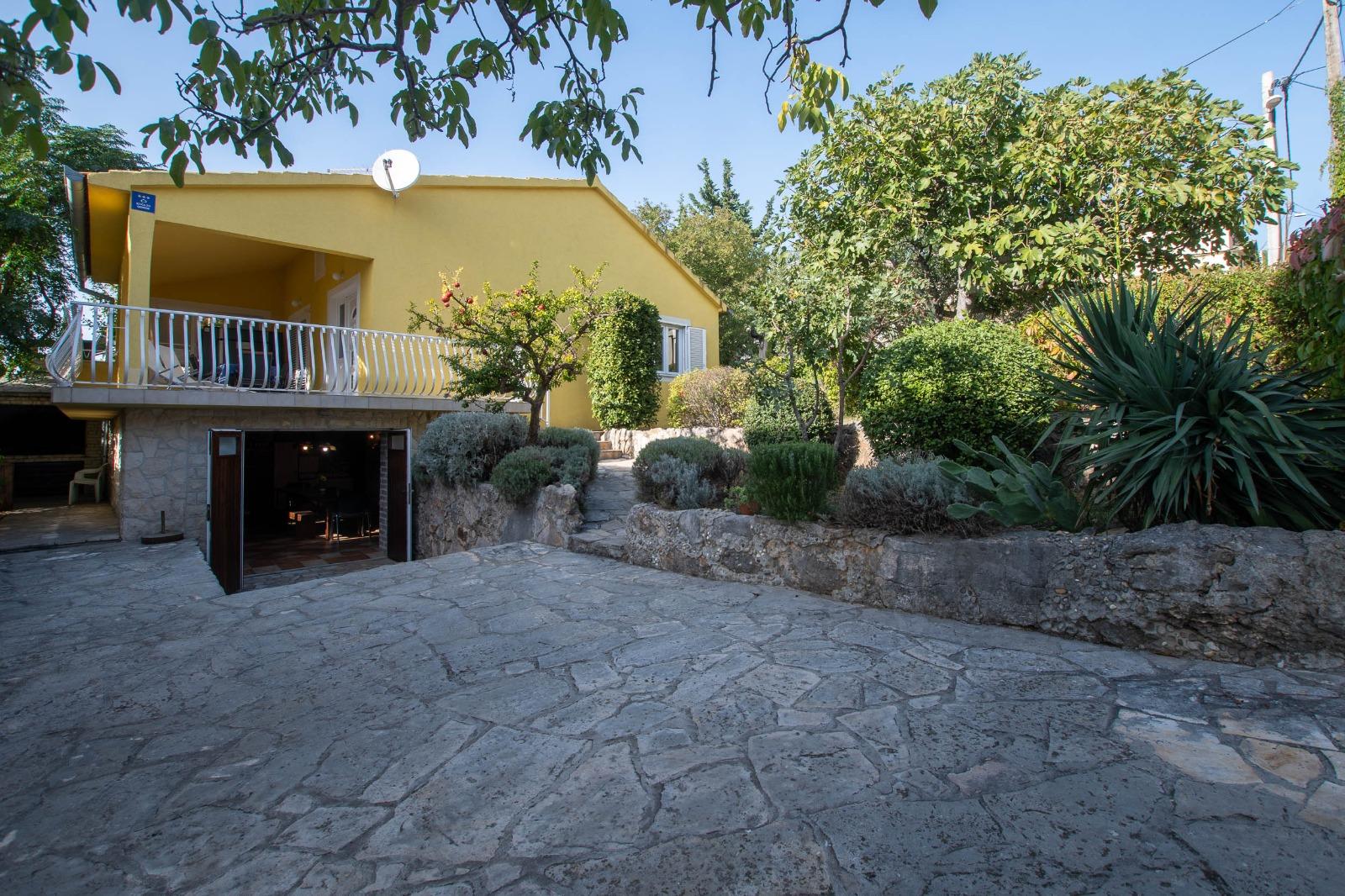 Ferienhaus für Familien mit Kindern, 100m vom Strand
