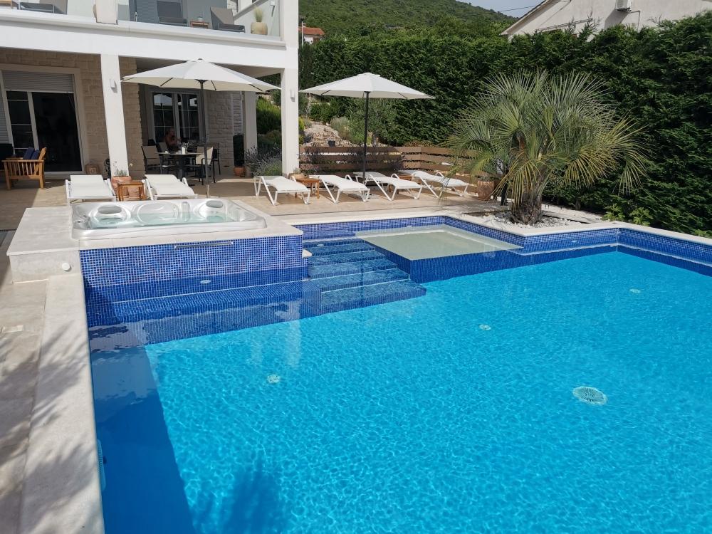 Luxusvilla im Grünen mit Meerblick Pool, Whirlpool & Sauna