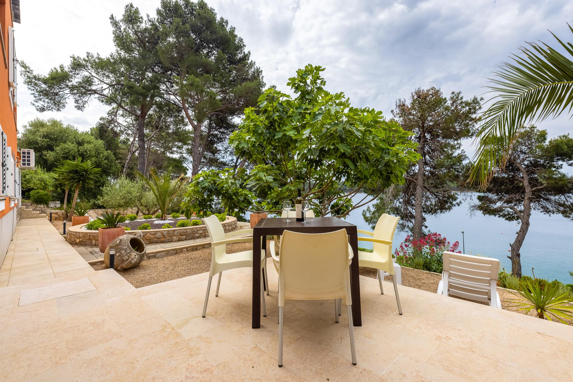 Meerblick | Moderne FeWo mit Gemeinschaftspool, Sauna, Sat-Tv, WLAN