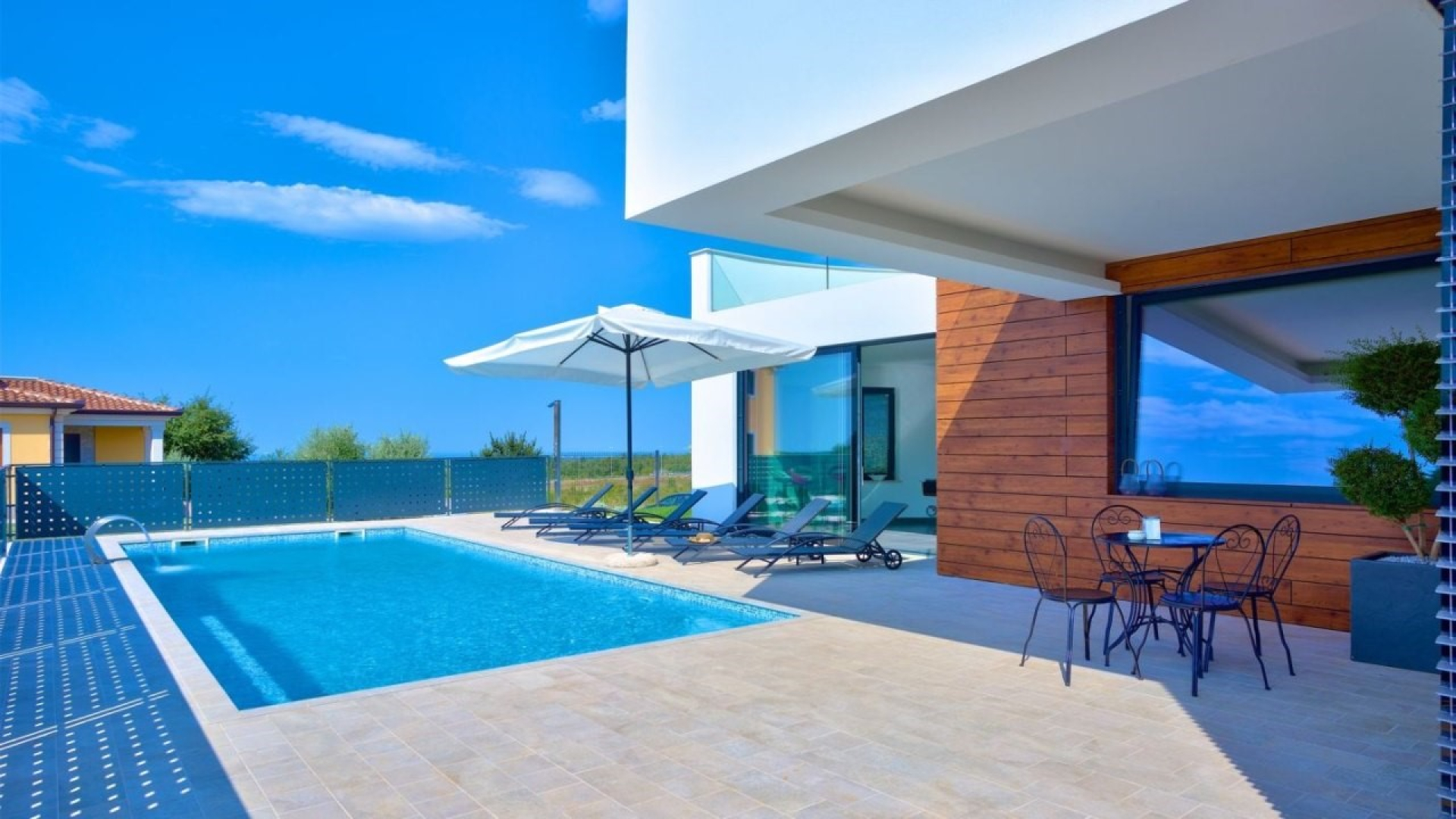 Umweltfreundliche Villa mit Pool und Raum zum Feiern