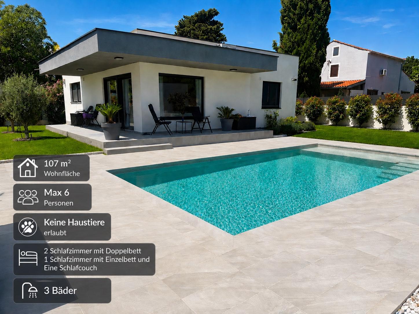 Modernes Ferienhaus mit Pool