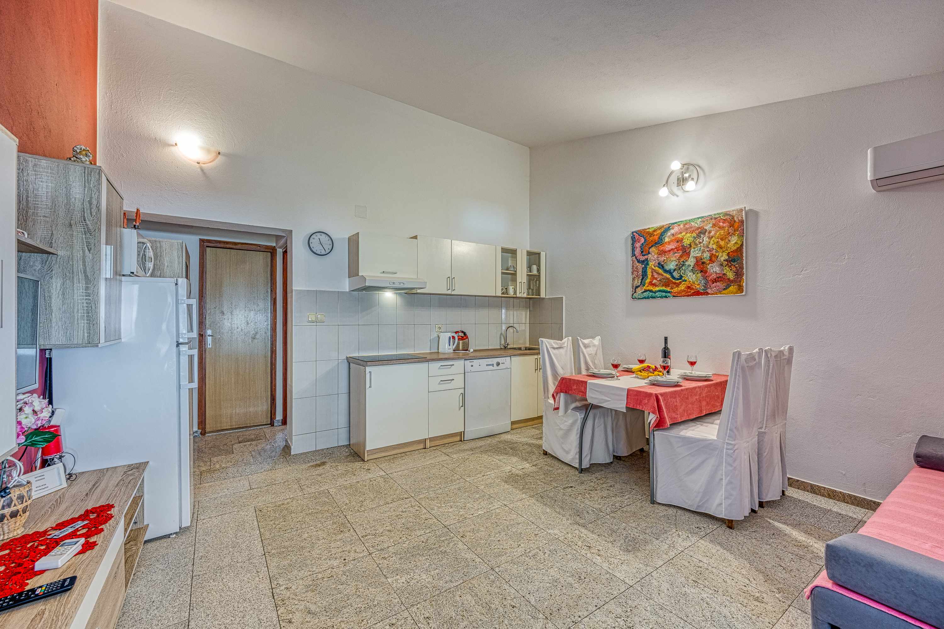 Apartment mit Meerblick im Ort Maslenica