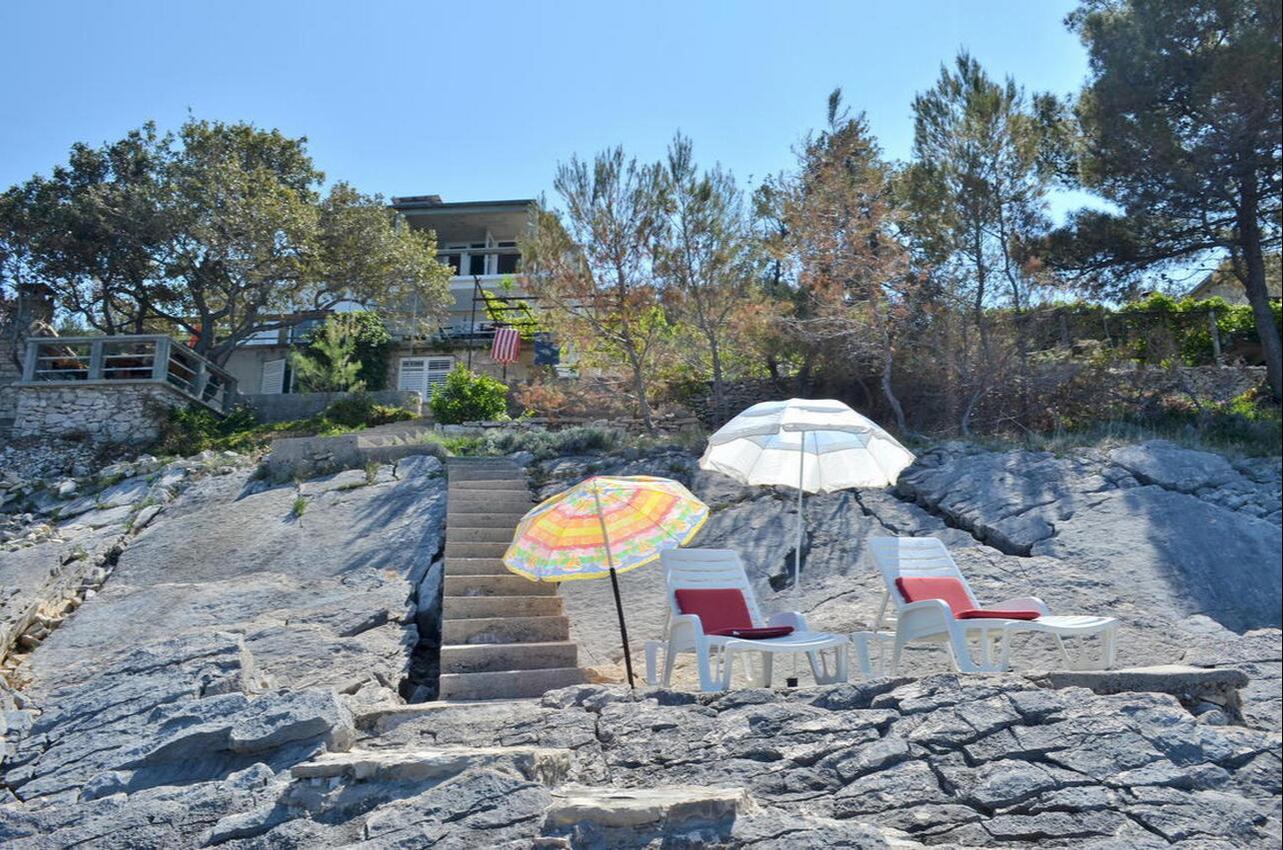 Schönes Ferienhaus direkt am Meer