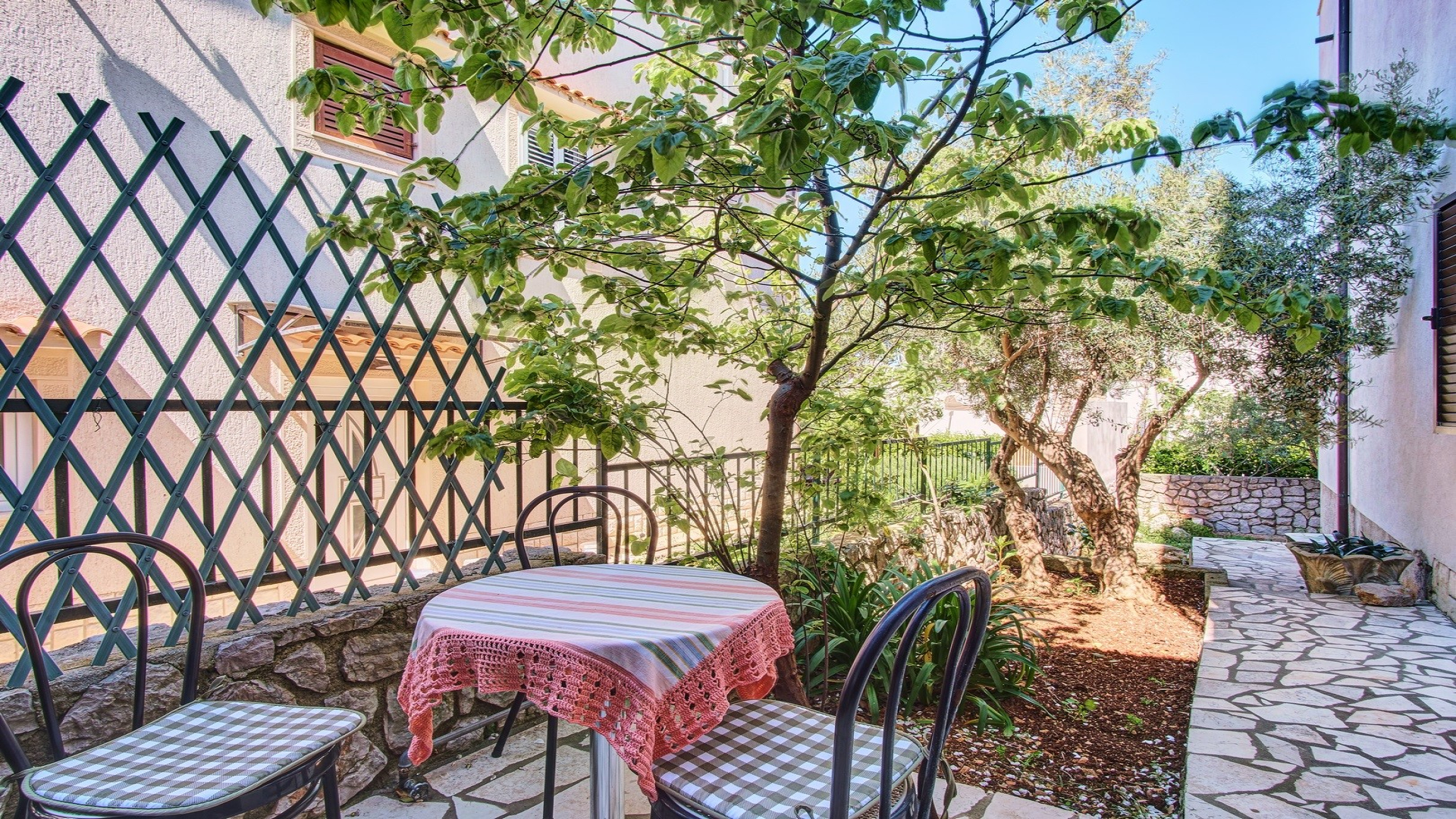 Das Apartment in Mali Lošinj befindet sich im Erdgeschoss