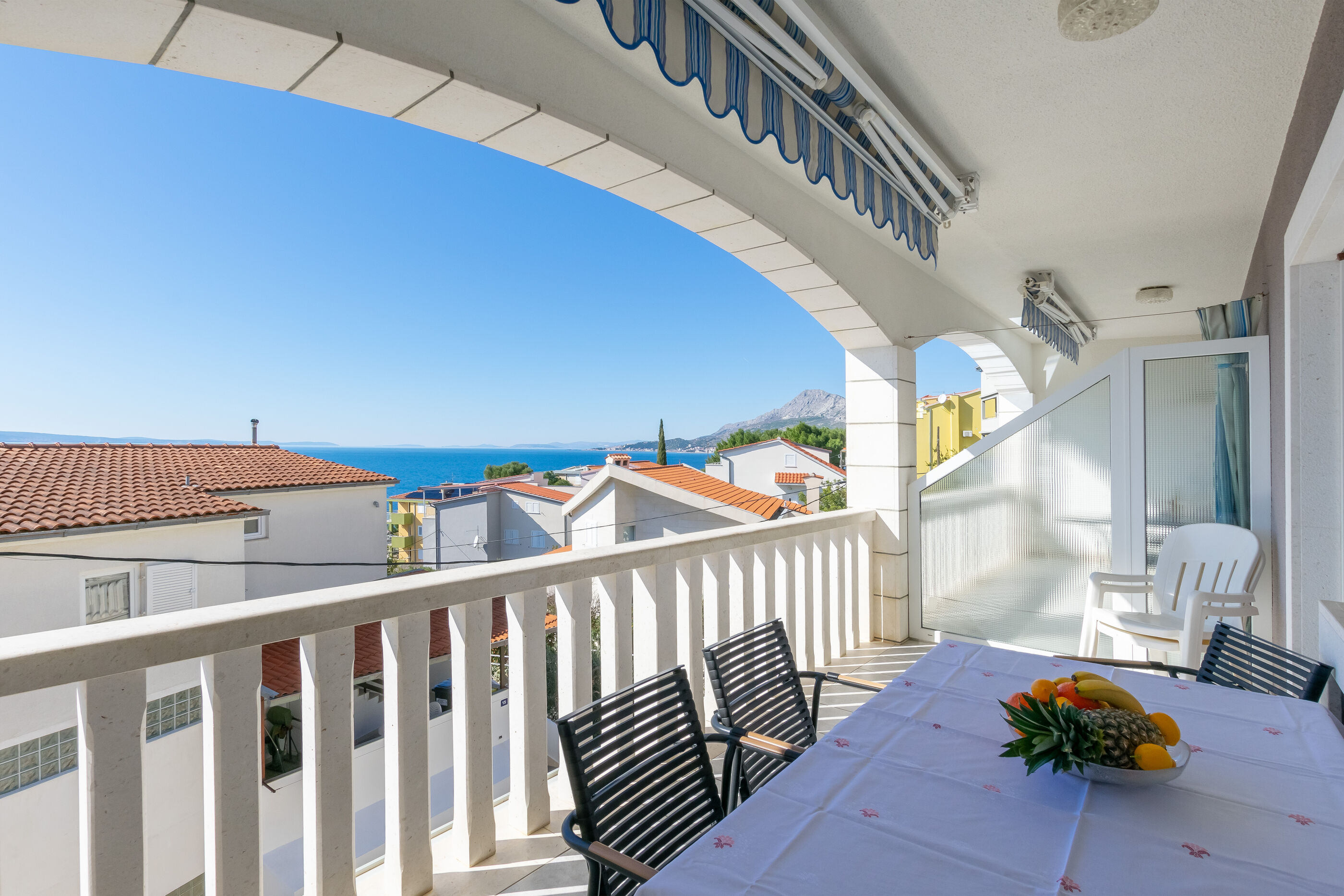 Ferienwohnung in Omis mit Klima, Sat-TV, Meerblick