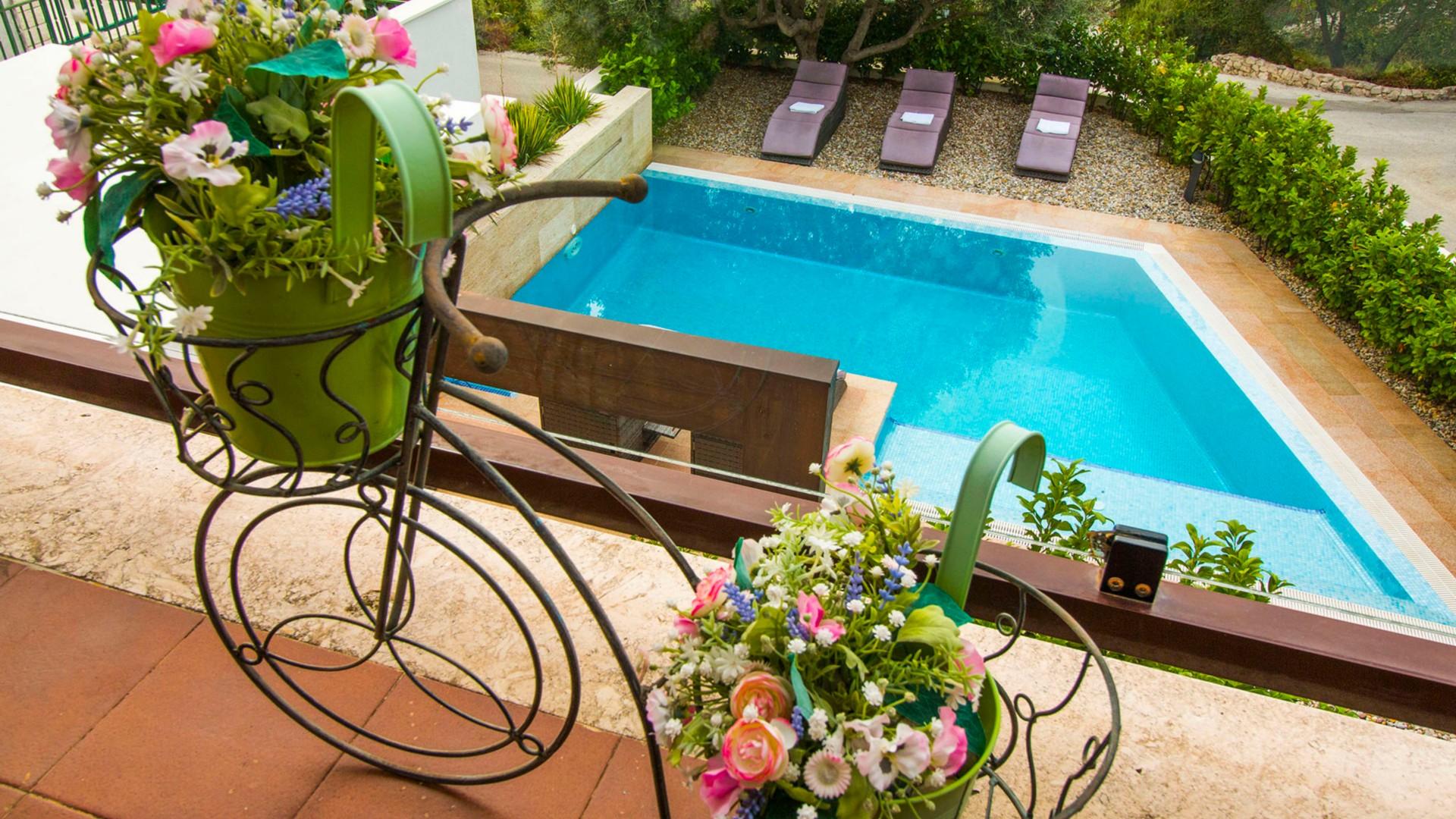 Apartment mit Terasse und gemeinsamen Pool