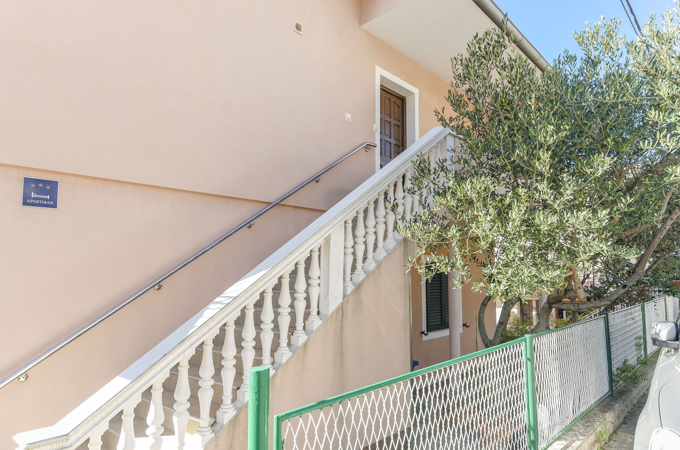 Ferienwohnung in Sibenik mit Klima, Sat-TV, Meerblick