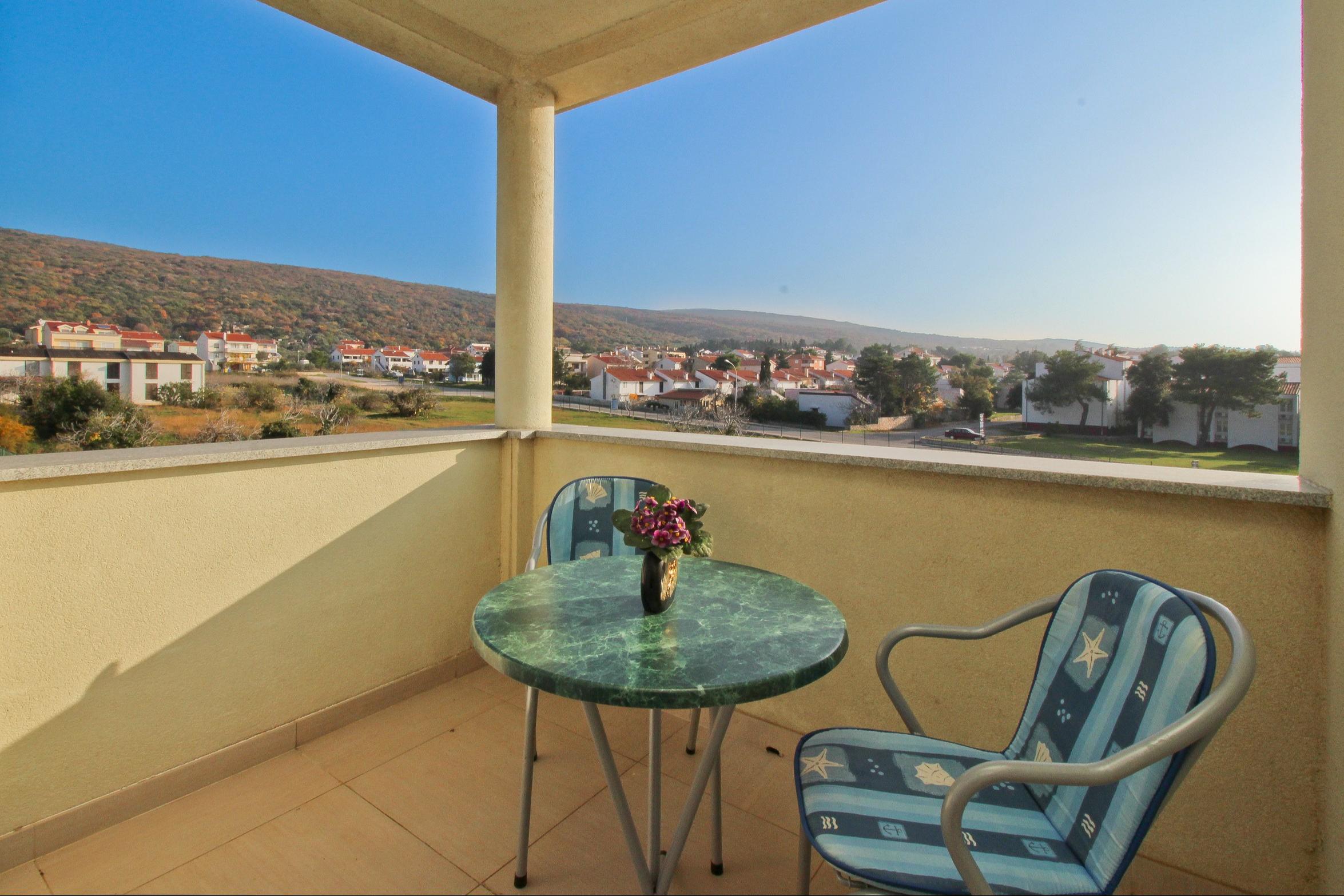 Studio mit Balkon in Punat