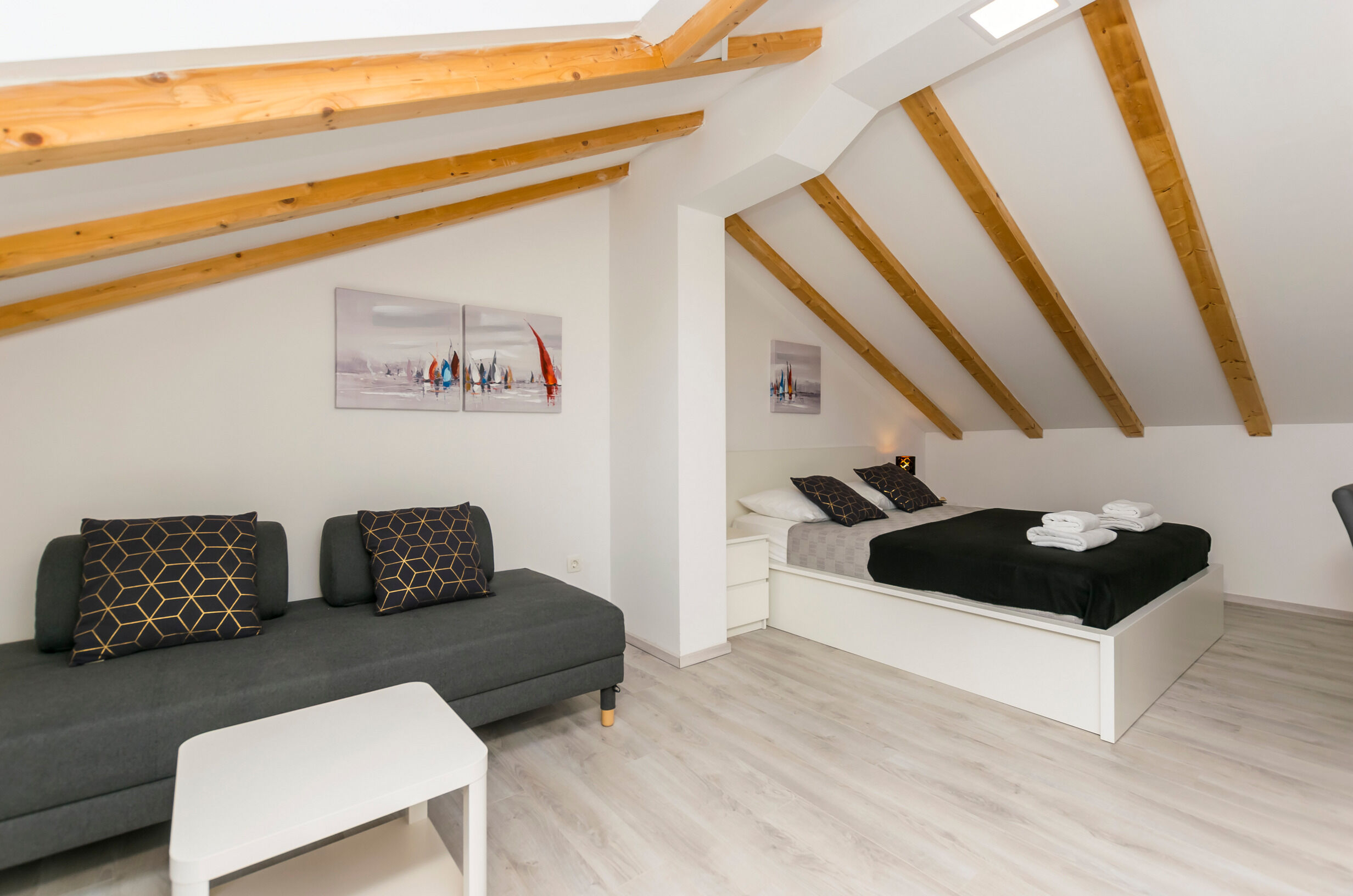 Ferienwohnung in Sibenik mit Klima, Sat-TV, Internet