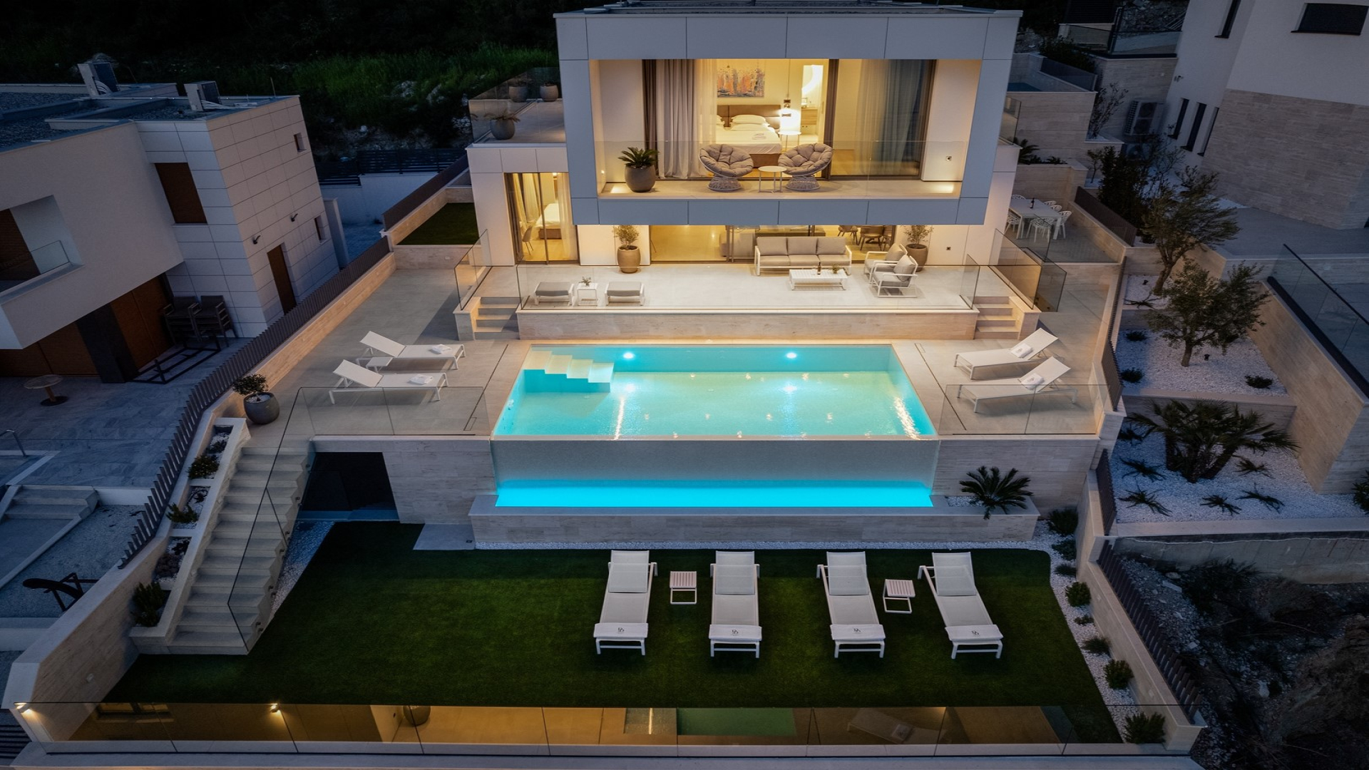 Villa mit Meerblick und Wellness
